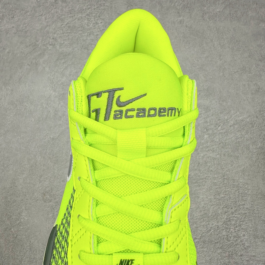 图片[5]-NK Air Zoom G.T. Cut Academy EP GT男/女篮球鞋 FB2598-700 NK首度推出G.T. Cut 系列的平价款式G.T. Cut Academy，外型维持一贯的流线型设计。不同价格的款式，让不同需求的球友也能入手适合自己的球鞋。足底出色抓地设计，助你瞬息急停，随意变速，轻松摆脱对手，驰骋赛场。匠心底纹从后跟延伸至鞋头，铸就急起急停的强劲抓地表现，助力实现侧向突破和快速移步。鞋款采用出众回弹设计，为切入、转向和移步篮筐提供出色的能量回馈。回弹性能带来弹力充沛的迈步体验，让你爆发疾速。前足搭载 Zoom Air 缓震配置，助你在赛事升温之际迅猛出击。足底缓震配置带来舒适比赛体验。中底搭载厚实泡绵，营造非凡舒适的支撑感受。该鞋款可轻松驾驭坚硬地面，助力鏖战。尺码：36 36.5 37.5 38 38.5 39 40 40.5 41 42 42.5 43 44 44.5 45 46-选品中心