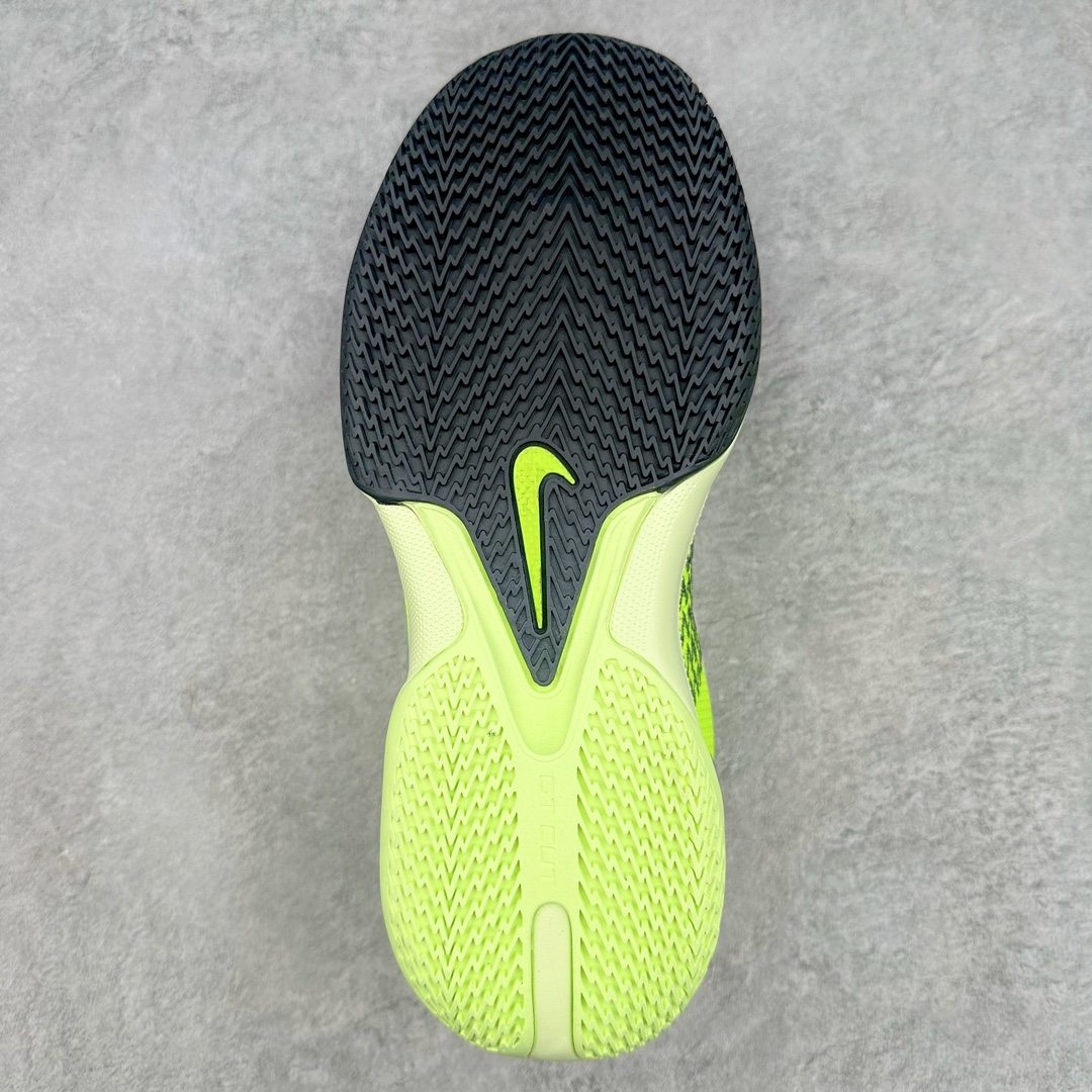 图片[9]-NK Air Zoom G.T. Cut Academy EP GT男/女篮球鞋 FB2598-700 NK首度推出G.T. Cut 系列的平价款式G.T. Cut Academy，外型维持一贯的流线型设计。不同价格的款式，让不同需求的球友也能入手适合自己的球鞋。足底出色抓地设计，助你瞬息急停，随意变速，轻松摆脱对手，驰骋赛场。匠心底纹从后跟延伸至鞋头，铸就急起急停的强劲抓地表现，助力实现侧向突破和快速移步。鞋款采用出众回弹设计，为切入、转向和移步篮筐提供出色的能量回馈。回弹性能带来弹力充沛的迈步体验，让你爆发疾速。前足搭载 Zoom Air 缓震配置，助你在赛事升温之际迅猛出击。足底缓震配置带来舒适比赛体验。中底搭载厚实泡绵，营造非凡舒适的支撑感受。该鞋款可轻松驾驭坚硬地面，助力鏖战。尺码：36 36.5 37.5 38 38.5 39 40 40.5 41 42 42.5 43 44 44.5 45 46-选品中心