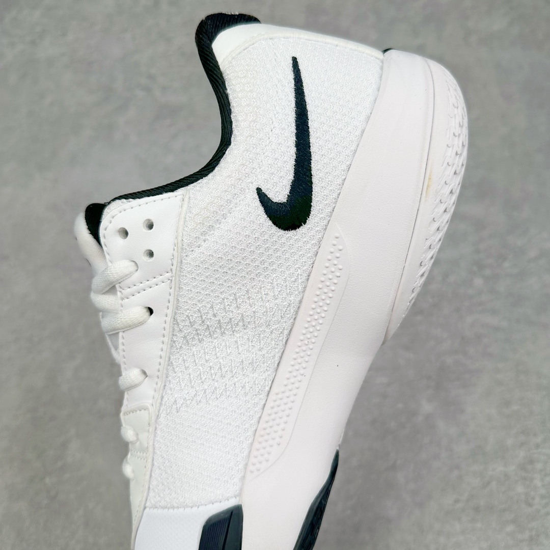 图片[7]-NK Air Zoom G.T. Cut Academy EP GT男/女篮球鞋 FB2599-100 NK首度推出G.T. Cut 系列的平价款式G.T. Cut Academy，外型维持一贯的流线型设计。不同价格的款式，让不同需求的球友也能入手适合自己的球鞋。足底出色抓地设计，助你瞬息急停，随意变速，轻松摆脱对手，驰骋赛场。匠心底纹从后跟延伸至鞋头，铸就急起急停的强劲抓地表现，助力实现侧向突破和快速移步。鞋款采用出众回弹设计，为切入、转向和移步篮筐提供出色的能量回馈。回弹性能带来弹力充沛的迈步体验，让你爆发疾速。前足搭载 Zoom Air 缓震配置，助你在赛事升温之际迅猛出击。足底缓震配置带来舒适比赛体验。中底搭载厚实泡绵，营造非凡舒适的支撑感受。该鞋款可轻松驾驭坚硬地面，助力鏖战。尺码：36 36.5 37.5 38 38.5 39 40 40.5 41 42 42.5 43 44 44.5 45 46-选品中心