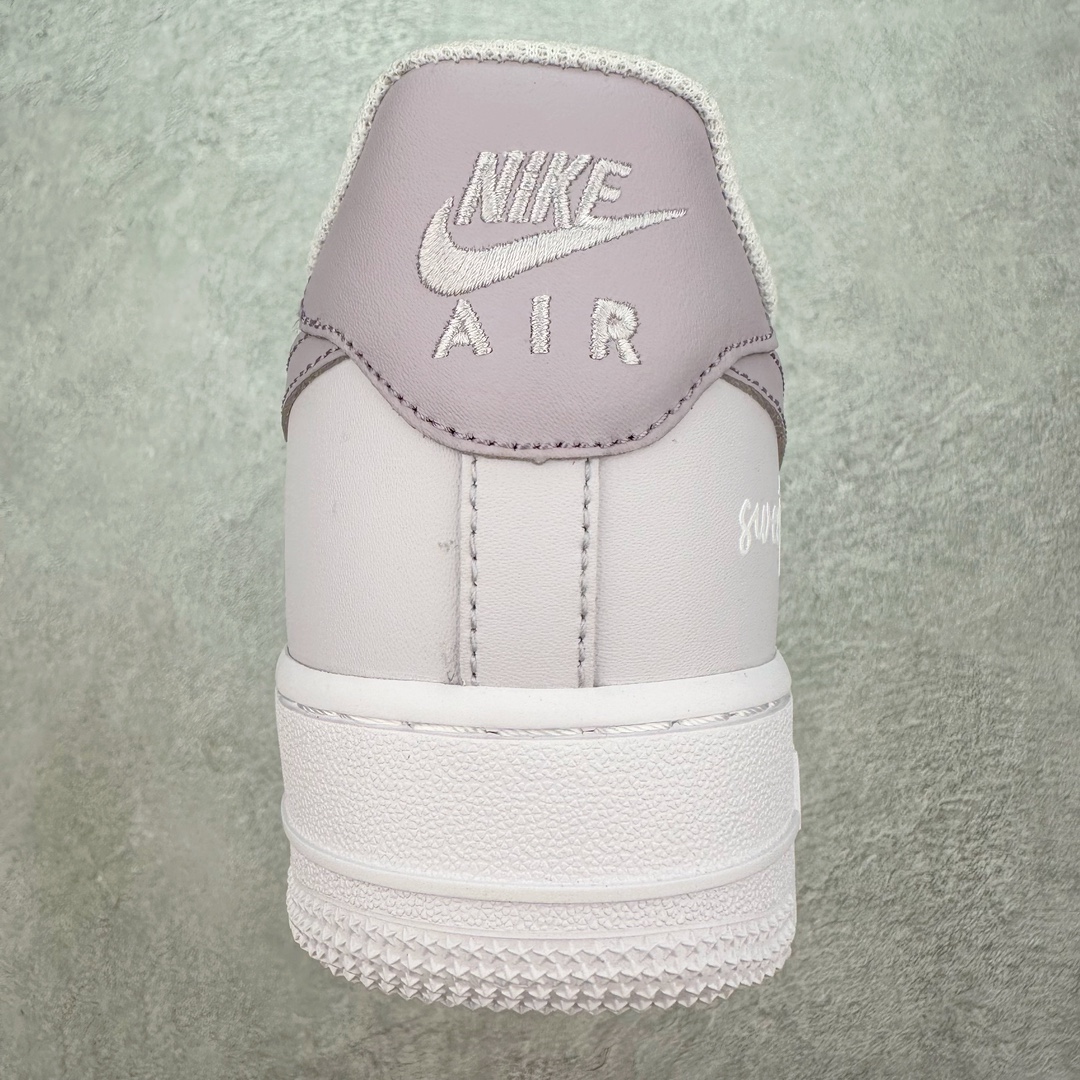 图片[8]-NK Air Force 1´07 Low 空军一号低帮百搭休闲运动板鞋 DY8899-004 柔软、弹性十足的缓震性能和出色的中底设计 横跨复古与现代的外型结合 造就出风靡全球 三十多年的Force 1 直到今天还深受青睐 尺码：36 36.5 37.5 38 38.5 39 40 40.5 41 42 42.5 43 44 44.5 45-选品中心