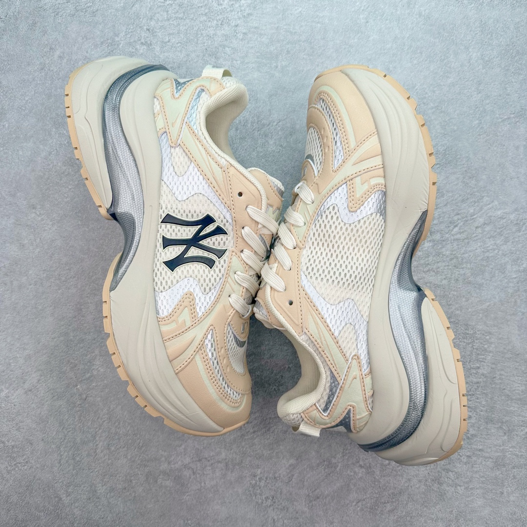 图片[3]-＃纯原 MLB Chunky Runner 2024S 复古印花老爹鞋系列低帮轻量增高厚底百搭休闲运动慢跑鞋 Korea韩国联名NY美国榄球纽约洋基队限定 目前可过轻松秒过各类鉴定 能操作的私聊 韩国代购专供 左脚内置NFC感应 区别市面贴纸假芯片 MLB专用菱形双针中底布 重点细节中底布带注胶孔 原厂NFC感应吊牌 支持鉴定 一个两位数 原盒原标 全套原楦原纸板原厂数据开发 中韩文保养标贴 绿色防霉片 平台代购专供 独家一比一RB+MD组合大底 高频后跟小人Logo精准对位立体饱满 正确网布加超迁鞋面 转印中底走线紧密 转印Logo工艺表层防刮不掉色 尺码：35 36 36.5 37.5 38 38.5 39 40 40.5 41 42 42.5 43 44 44.5 45-选品中心