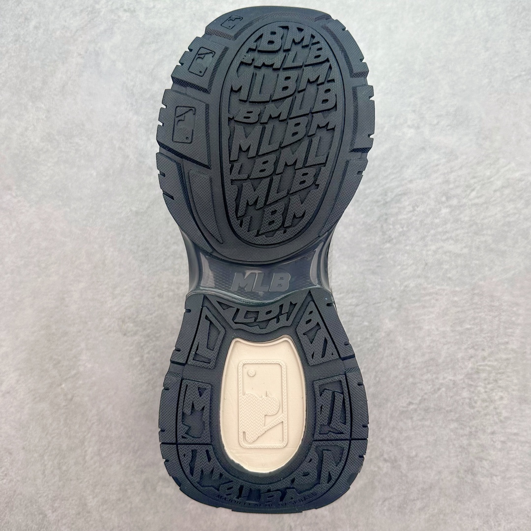 图片[9]-＃纯原 MLB Chunky Runner 2024S 复古印花老爹鞋系列低帮轻量增高厚底百搭休闲运动慢跑鞋 Korea韩国联名NY美国榄球纽约洋基队限定 目前可过轻松秒过各类鉴定 能操作的私聊 韩国代购专供 左脚内置NFC感应 区别市面贴纸假芯片 MLB专用菱形双针中底布 重点细节中底布带注胶孔 原厂NFC感应吊牌 支持鉴定 一个两位数 原盒原标 全套原楦原纸板原厂数据开发 中韩文保养标贴 绿色防霉片 平台代购专供 独家一比一RB+MD组合大底 高频后跟小人Logo精准对位立体饱满 正确网布加超迁鞋面 转印中底走线紧密 转印Logo工艺表层防刮不掉色 尺码：35 36 36.5 37.5 38 38.5 39 40 40.5 41 42 42.5 43 44 44.5 45-选品中心