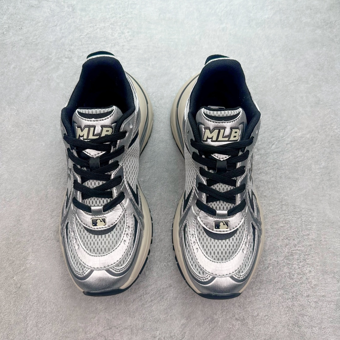 图片[2]-＃纯原 MLB Chunky Runner 2024S 复古印花老爹鞋系列低帮轻量增高厚底百搭休闲运动慢跑鞋 Korea韩国联名NY美国榄球纽约洋基队限定 目前可过轻松秒过各类鉴定 能操作的私聊 韩国代购专供 左脚内置NFC感应 区别市面贴纸假芯片 MLB专用菱形双针中底布 重点细节中底布带注胶孔 原厂NFC感应吊牌 支持鉴定 一个两位数 原盒原标 全套原楦原纸板原厂数据开发 中韩文保养标贴 绿色防霉片 平台代购专供 独家一比一RB+MD组合大底 高频后跟小人Logo精准对位立体饱满 正确网布加超迁鞋面 转印中底走线紧密 转印Logo工艺表层防刮不掉色 尺码：35 36 36.5 37.5 38 38.5 39 40 40.5 41 42 42.5 43 44 44.5 45-选品中心