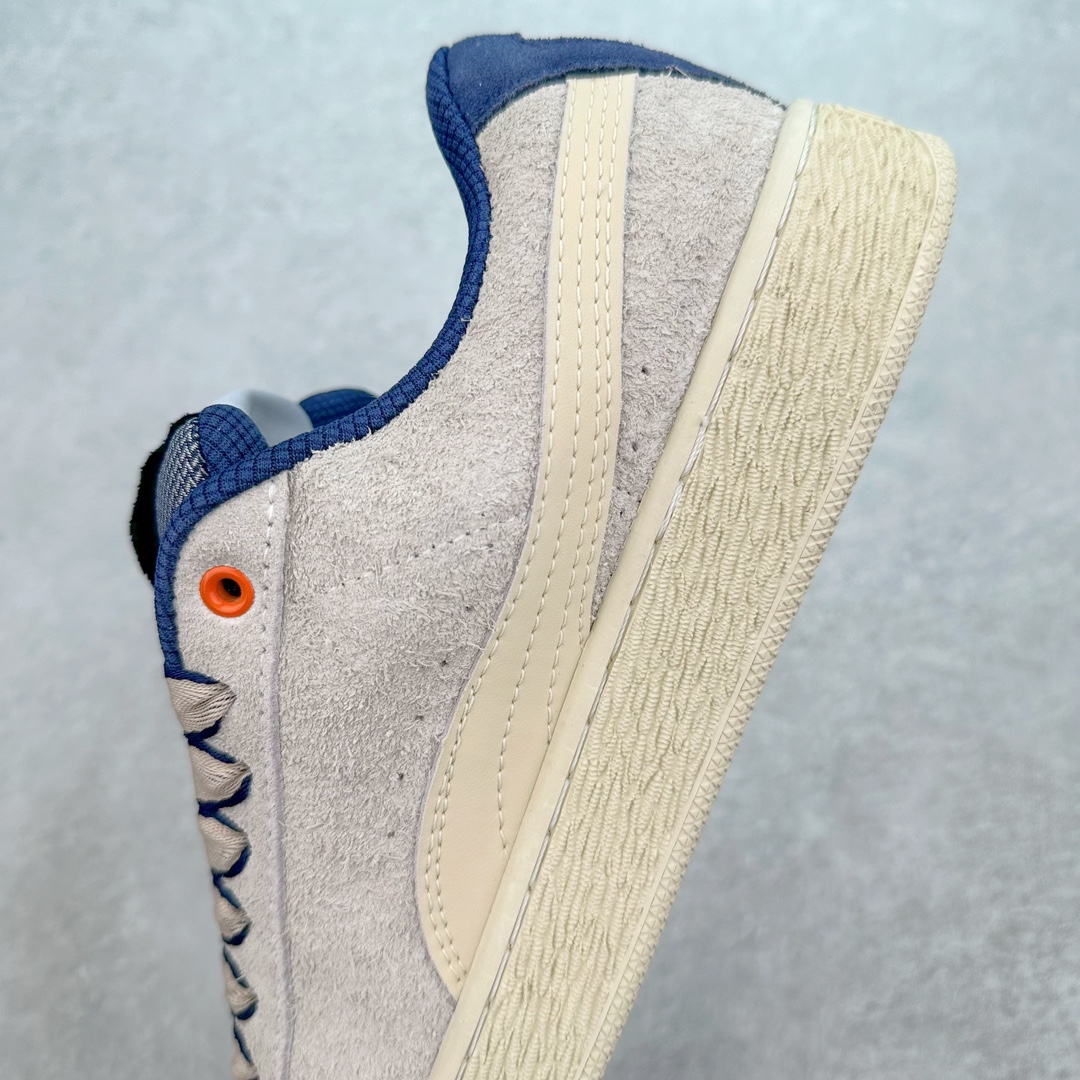 图片[7]-PUMA SUEDE XL 彪马新款面包鞋男女同款复古休闲板鞋 赠送一双鞋带 鞋身通体采用细腻的麂皮材质 厚实柔软 质感出众 鞋侧保留PUMA标志性跑道图案 侧面与后跟点缀金属色PUMA LOGO 兼具辨识度与细节感 加厚鞋垫、饱满鞋舌 搭配加宽扁形鞋带 使得穿着感更加贴合与舒适 值得一提的是 本季SUEDE XL鞋款以黑色、红色及蓝色最为瞩目 经典黑的配色 在低调之余可轻松驾驭任何潮流风格造型 而高饱和度的配色 则是当之无愧的早春出街利器。货号： 395205 尺码：36 37 37.5 38 38.5 39 40 40.5 41 42 42.5 43 44 45-选品中心