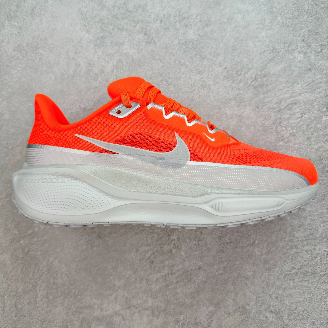 NK Zoom Pegasus 飞马41代马拉松系列网面透气缓震疾速跑鞋 拥有 Zoom Air 一如既往的稳定感和流畅感 鞋面采用工程网眼设计 为特定高热区域营造出色透气性 进一步增加鞋面的穿孔数量 让足部能够快速散热 中足搭配 Flywire 飞线 在高速运动时营造舒适稳定的贴合感 内置Zoon气垫加持 动力十足 货号：FD1626-800 尺码：36 36.5 37.5 38 38.5 39 40 40.5 41 42 42.5 43 44 44.5 45-选品中心