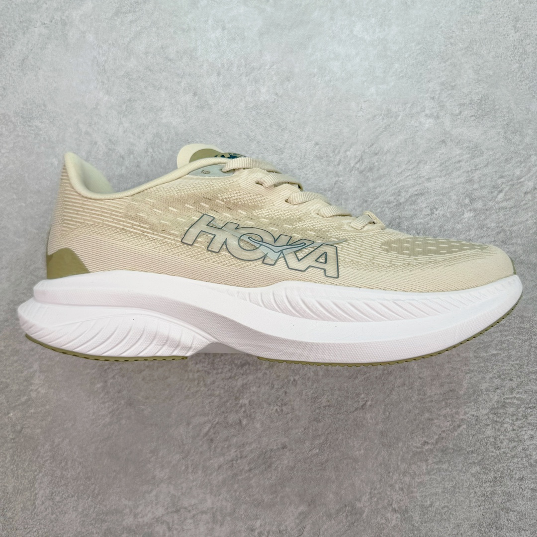 图片[7]-HOKA SKYLINE-FLOAT X 为HOKA首双搭载PeBax推进板的户外登山鞋，为近期大受欢迎的快速登山趋势打造，可同时对应越野跑与快速登山需求。90%蓖麻油提炼制造的Pebax推进版，搭配以甘蔗材质提炼的双密度EVA中底，为登山者带来源源不绝的前进能量。后跟外侧加长的Swallowtail Heel燕尾设计，同时提供上坡有感推进力、下坡步态更顺畅转换的快速登山新体验，适合想尝试轻量化登山，追求快速登山，但希望同时保持支撑推进力的族群。SKYLINE-FLOAT X使用Vibram黄金大底XS Trek复合橡胶成分，兼具耐磨与抓地力，搭配全新设计的5mm大底鞋齿与鞋纹，让克服崎岖地形更轻松，落地更稳定。 尺码：36 36.5 37.5 38 38.5 39 40 40.5 41 42 42.5 43 44 44.5 45-选品中心