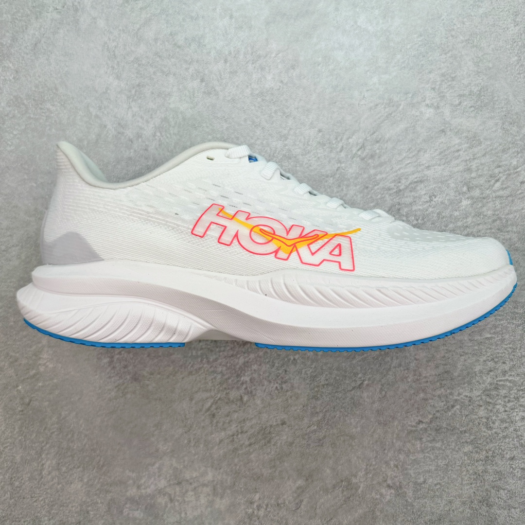 HOKA SKYLINE-FLOAT X 为HOKA首双搭载PeBax推进板的户外登山鞋，为近期大受欢迎的快速登山趋势打造，可同时对应越野跑与快速登山需求。90%蓖麻油提炼制造的Pebax推进版，搭配以甘蔗材质提炼的双密度EVA中底，为登山者带来源源不绝的前进能量。后跟外侧加长的Swallowtail Heel燕尾设计，同时提供上坡有感推进力、下坡步态更顺畅转换的快速登山新体验，适合想尝试轻量化登山，追求快速登山，但希望同时保持支撑推进力的族群。SKYLINE-FLOAT X使用Vibram黄金大底XS Trek复合橡胶成分，兼具耐磨与抓地力，搭配全新设计的5mm大底鞋齿与鞋纹，让克服崎岖地形更轻松，落地更稳定。 尺码：36 36.5 37.5 38 38.5 39 40 40.5 41 42 42.5 43 44 44.5 45-选品中心