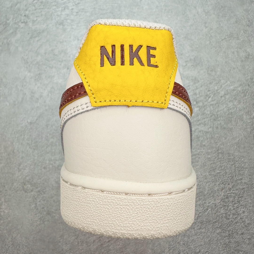 图片[8]-＃奥莱订单福利 NK Court Vision Low CV低帮复古百搭透气休闲运动板鞋 DD5434-117 独家渠道 市面未流通批次 奥莱直播间499 599一样的东西 碾压市面现存所有版本 公司一样的东西 超值回馈 帮你省钱 支持各种鉴定 经典耐用的设计 兼顾舒适脚感和出众风范 演绎匠心之作 结构性的支撑贴合感结合复古篮球设计 塑就场外全明星风范 尺码：36 36.5 37.5 38 38.5 39-选品中心