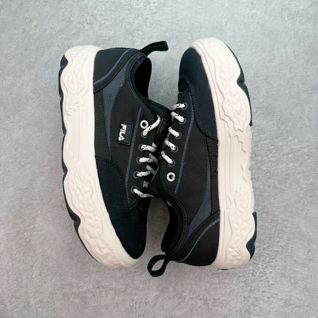 图片[3]-FILA FUSION Fluid 斐乐摩登潮牌防滑耐磨轻便运动鞋 FUSION 系列传承了 FILA 的百年基因，融入年轻运动及潮流文化，成为引领变革、创新突破的一代。以“1+N” 的跨界合作模式重现经典的同时创造经典。带来最出其不意的跨界合作惊喜。同时，FILAFUSION把FILA 的 DNA 融入到定制体验里，你可以随心制造厲于你的产品。FILA FUSION 的鞋家族涵盖了老爹鞋、跑步鞋、网球鞋、季节款。风格复古新潮，满足了时尚人士出行及各类运动的搭配需求，成为当下年轻人筷拥的鞋类品牌之一。FILA FUSION 走进年轻人的世界，通过年轻人运动，街舞，滑板，篮球，展现 FILA FUSION 的潮流态度和年轻文化。FILA FUSION 认为末来属于引领变革、创新突破的年轻一代，让我们一起构成 FILA 未来的蓝图吧！尺码：35.5 36 36.5 37.5 38 38.5 39 40 40.5 41 42 42.5 43 44 44.5-选品中心