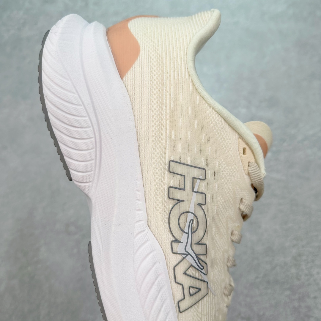 图片[6]-HOKA SKYLINE-FLOAT X 为HOKA首双搭载PeBax推进板的户外登山鞋，为近期大受欢迎的快速登山趋势打造，可同时对应越野跑与快速登山需求。90%蓖麻油提炼制造的Pebax推进版，搭配以甘蔗材质提炼的双密度EVA中底，为登山者带来源源不绝的前进能量。后跟外侧加长的Swallowtail Heel燕尾设计，同时提供上坡有感推进力、下坡步态更顺畅转换的快速登山新体验，适合想尝试轻量化登山，追求快速登山，但希望同时保持支撑推进力的族群。SKYLINE-FLOAT X使用Vibram黄金大底XS Trek复合橡胶成分，兼具耐磨与抓地力，搭配全新设计的5mm大底鞋齿与鞋纹，让克服崎岖地形更轻松，落地更稳定。 尺码：36 36.5 37.5 38 38.5 39 40 40.5 41 42 42.5 43 44 44.5 45-选品中心