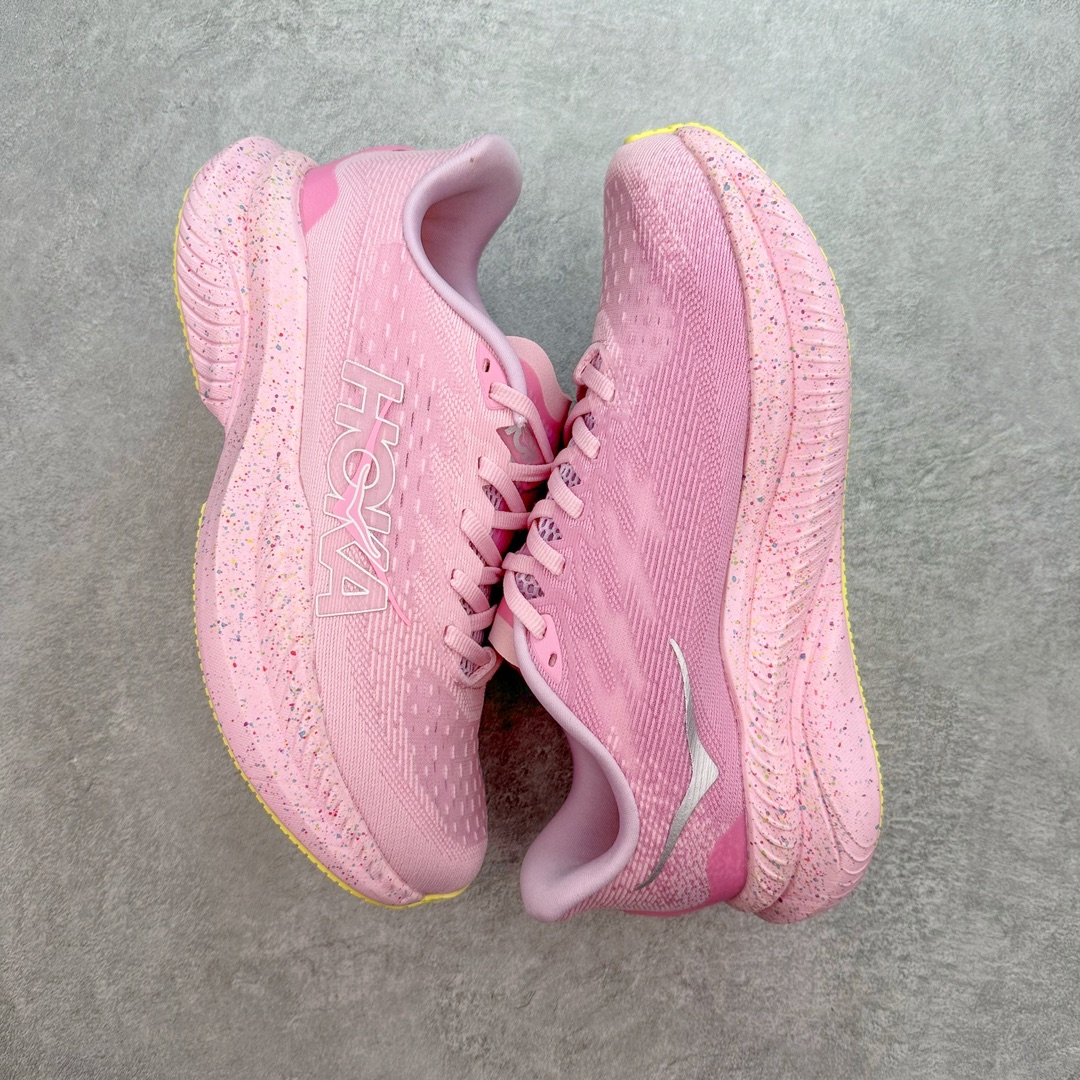 图片[3]-HOKA SKYLINE-FLOAT X 为HOKA首双搭载PeBax推进板的户外登山鞋，为近期大受欢迎的快速登山趋势打造，可同时对应越野跑与快速登山需求。90%蓖麻油提炼制造的Pebax推进版，搭配以甘蔗材质提炼的双密度EVA中底，为登山者带来源源不绝的前进能量。后跟外侧加长的Swallowtail Heel燕尾设计，同时提供上坡有感推进力、下坡步态更顺畅转换的快速登山新体验，适合想尝试轻量化登山，追求快速登山，但希望同时保持支撑推进力的族群。SKYLINE-FLOAT X使用Vibram黄金大底XS Trek复合橡胶成分，兼具耐磨与抓地力，搭配全新设计的5mm大底鞋齿与鞋纹，让克服崎岖地形更轻松，落地更稳定。 尺码：36 36.5 37.5 38 38.5 39 40 40.5 41 42 42.5 43 44 44.5 45-选品中心