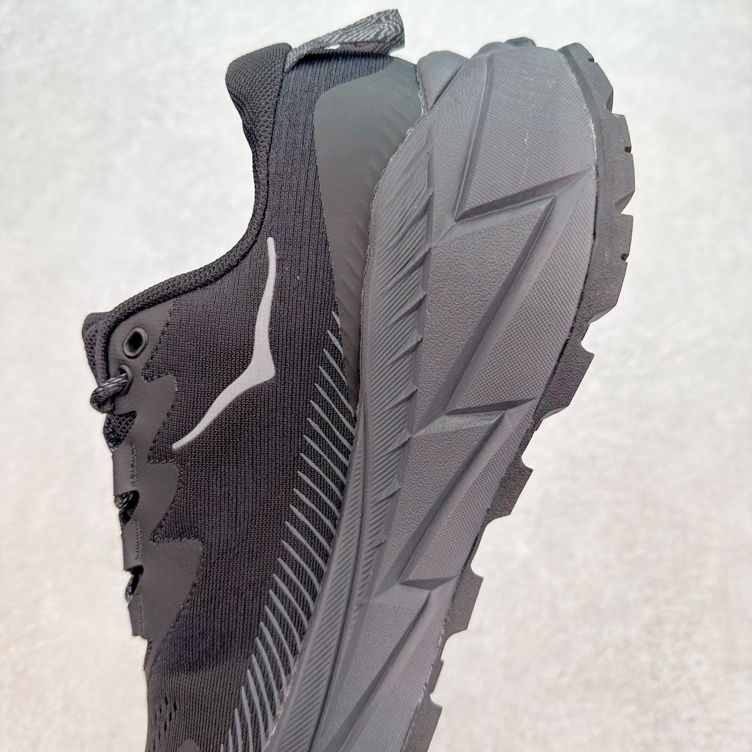 图片[7]-HOKA SKYLINE-FLOAT X 为HOKA首双搭载PeBax推进板的户外登山鞋，为近期大受欢迎的快速登山趋势打造，可同时对应越野跑与快速登山需求。90%蓖麻油提炼制造的Pebax推进版，搭配以甘蔗材质提炼的双密度EVA中底，为登山者带来源源不绝的前进能量。后跟外侧加长的Swallowtail Heel燕尾设计，同时提供上坡有感推进力、下坡步态更顺畅转换的快速登山新体验，适合想尝试轻量化登山，追求快速登山，但希望同时保持支撑推进力的族群。SKYLINE-FLOAT X使用Vibram黄金大底XS Trek复合橡胶成分，兼具耐磨与抓地力，搭配全新设计的5mm大底鞋齿与鞋纹，让克服崎岖地形更轻松，落地更稳定。 尺码：36 36.5 37.5 38 38.5 39 40 40.5 41 42 42.5 43 44 44.5 45-选品中心