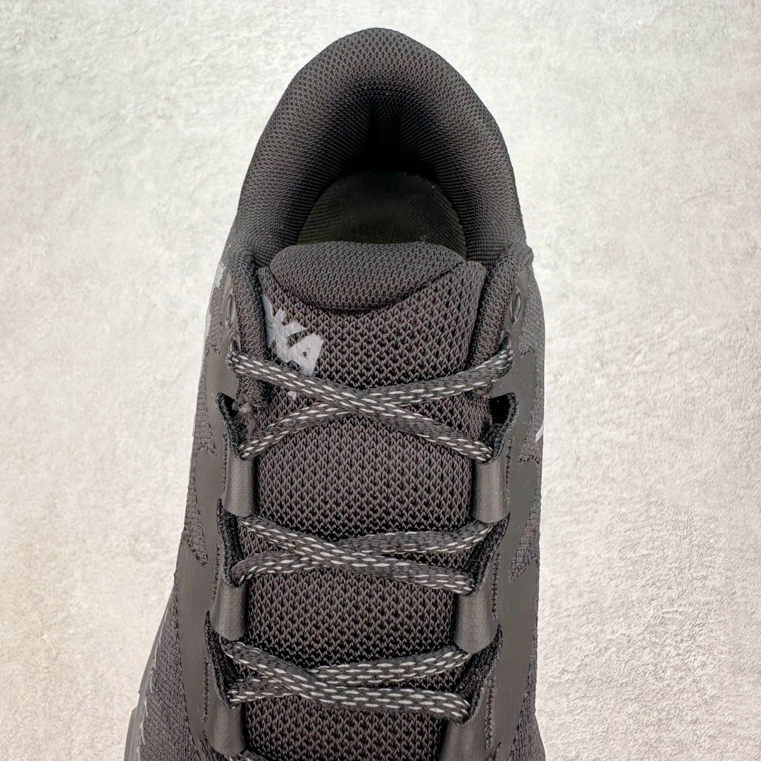 图片[5]-HOKA SKYLINE-FLOAT X 为HOKA首双搭载PeBax推进板的户外登山鞋，为近期大受欢迎的快速登山趋势打造，可同时对应越野跑与快速登山需求。90%蓖麻油提炼制造的Pebax推进版，搭配以甘蔗材质提炼的双密度EVA中底，为登山者带来源源不绝的前进能量。后跟外侧加长的Swallowtail Heel燕尾设计，同时提供上坡有感推进力、下坡步态更顺畅转换的快速登山新体验，适合想尝试轻量化登山，追求快速登山，但希望同时保持支撑推进力的族群。SKYLINE-FLOAT X使用Vibram黄金大底XS Trek复合橡胶成分，兼具耐磨与抓地力，搭配全新设计的5mm大底鞋齿与鞋纹，让克服崎岖地形更轻松，落地更稳定。 尺码：36 36.5 37.5 38 38.5 39 40 40.5 41 42 42.5 43 44 44.5 45-选品中心