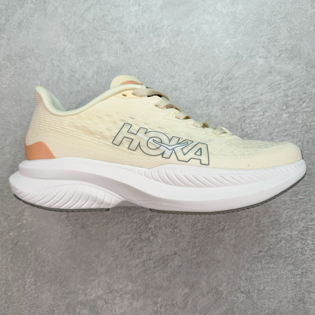 HOKA SKYLINE-FLOAT X 为HOKA首双搭载PeBax推进板的户外登山鞋，为近期大受欢迎的快速登山趋势打造，可同时对应越野跑与快速登山需求。90%蓖麻油提炼制造的Pebax推进版，搭配以甘蔗材质提炼的双密度EVA中底，为登山者带来源源不绝的前进能量。后跟外侧加长的Swallowtail Heel燕尾设计，同时提供上坡有感推进力、下坡步态更顺畅转换的快速登山新体验，适合想尝试轻量化登山，追求快速登山，但希望同时保持支撑推进力的族群。SKYLINE-FLOAT X使用Vibram黄金大底XS Trek复合橡胶成分，兼具耐磨与抓地力，搭配全新设计的5mm大底鞋齿与鞋纹，让克服崎岖地形更轻松，落地更稳定。 尺码：36 36.5 37.5 38 38.5 39 40 40.5 41 42 42.5 43 44 44.5 45-选品中心