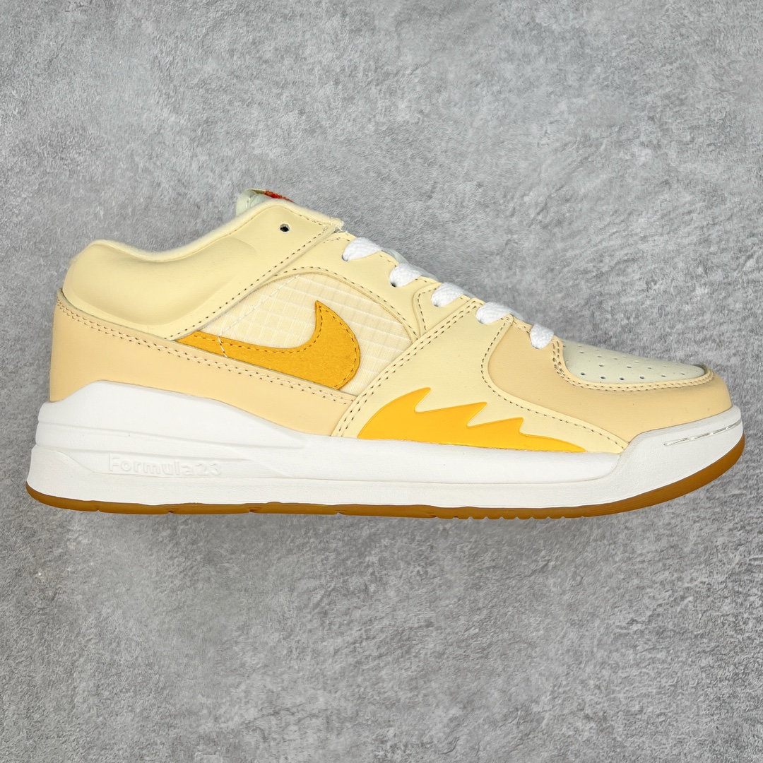 ＃纯原 Air Jordan Stadium AJ90 潮流运动板鞋 充满了对TinkerHathield 原创设计的致敬 包括中足网状面板、前足外侧的鲨鱼齿轮廓、加垫鞋领和 NK Air 鞋跟品牌 鞋子本身采用网眼、皮革和绒面革材料混合制成 散发出现代美感 并配备了该品牌全新的 Formula 23 足底缓震技术 AirJordan Stadium 90 鞋舌标签在鞋舌内侧印有“Flight”字样 完善了设计 尺码：36 36.5 37.5 38 38.5 39 40 40.5 41 42 42.5 43 44 44.5 45 46-选品中心