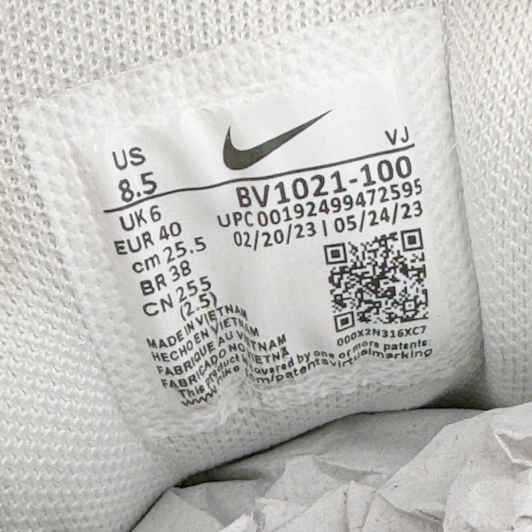 图片[12]-＃HP纯原 NK P-6000 系列低帮复古老爹风休闲运动舒适慢跑鞋 BV1021-100 购入原鞋原装纸板楦头开发 独家私模四层组合大底 市场唯一正确版本 良心定价 新配色陆续出货 进口三文治网面 融合 Pegasus 过往运动鞋设计 助力 21 世纪早期跑步运动跃升时尚新高度 采用透气网眼布、运动风格线条和耐穿覆面 兼具吸睛外观和舒适感受 中底泡绵以田径赛道为灵感 打造厚实设计 缔造出众缓震性能 尺码：36 36.5 37.5 38 38.5 39 40 40.5 41 42 42.5 43 44 44.5 45 46-选品中心