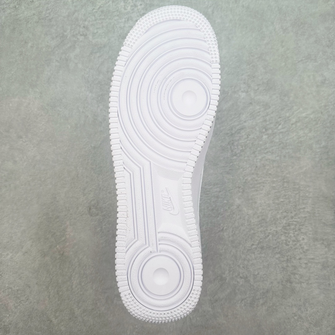 图片[9]-NK Air Force 1´07 Low 空军一号低帮百搭休闲运动板鞋 CW1888-111 柔软、弹性十足的缓震性能和出色的中底设计 横跨复古与现代的外型结合 造就出风靡全球 三十多年的Force 1 直到今天还深受青睐 尺码：36 36.5 37.5 38 38.5 39 40 40.5 41 42 42.5 43 44 44.5 45-选品中心