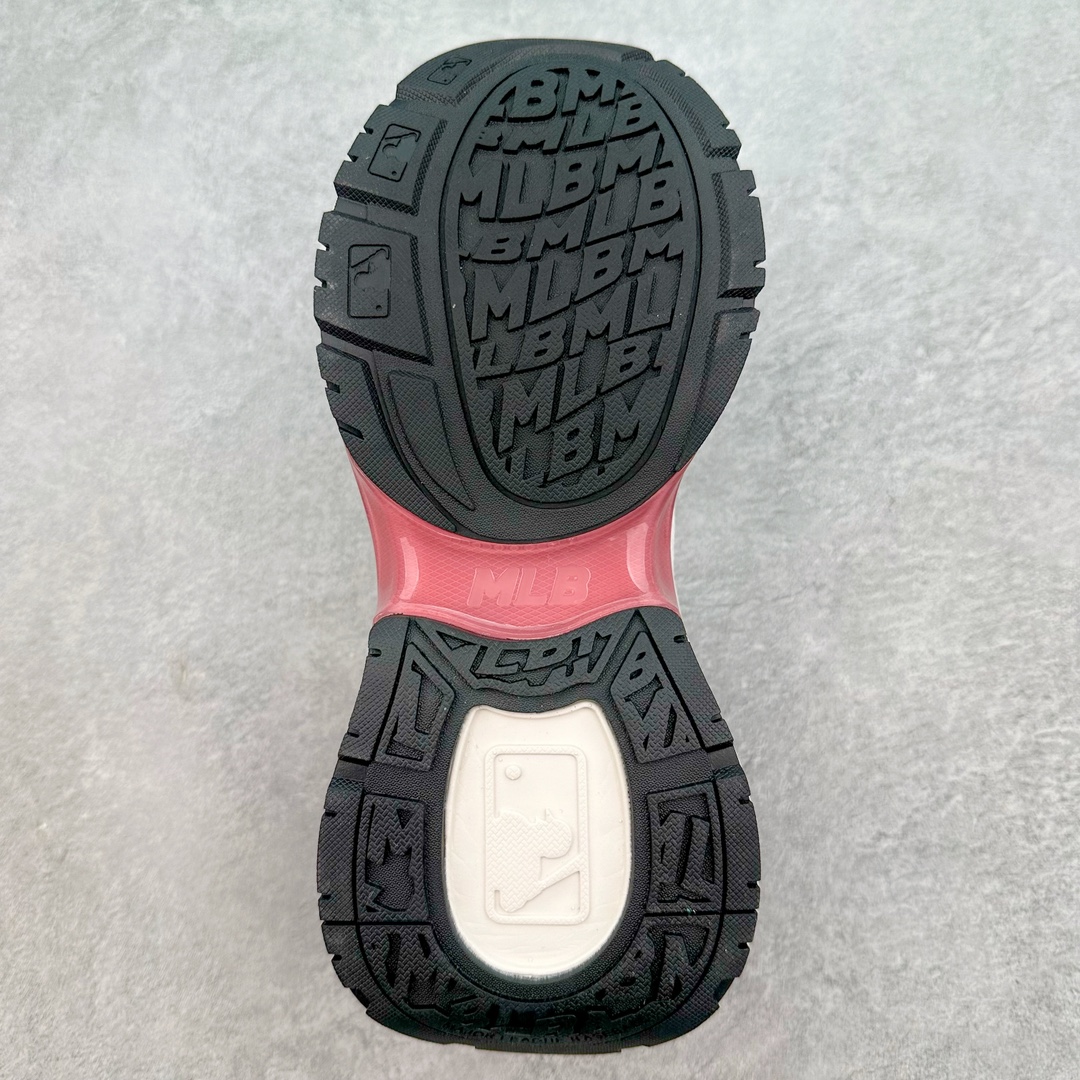 图片[9]-＃纯原 MLB Chunky Runner 2024S 复古印花老爹鞋系列低帮轻量增高厚底百搭休闲运动慢跑鞋 Korea韩国联名NY美国榄球纽约洋基队限定 目前可过轻松秒过各类鉴定 能操作的私聊 韩国代购专供 左脚内置NFC感应 区别市面贴纸假芯片 MLB专用菱形双针中底布 重点细节中底布带注胶孔 原厂NFC感应吊牌 支持鉴定 一个两位数 原盒原标 全套原楦原纸板原厂数据开发 中韩文保养标贴 绿色防霉片 平台代购专供 独家一比一RB+MD组合大底 高频后跟小人Logo精准对位立体饱满 正确网布加超迁鞋面 转印中底走线紧密 转印Logo工艺表层防刮不掉色 尺码：35 36 36.5 37.5 38 38.5 39 40 40.5 41 42 42.5 43 44 44.5 45-选品中心