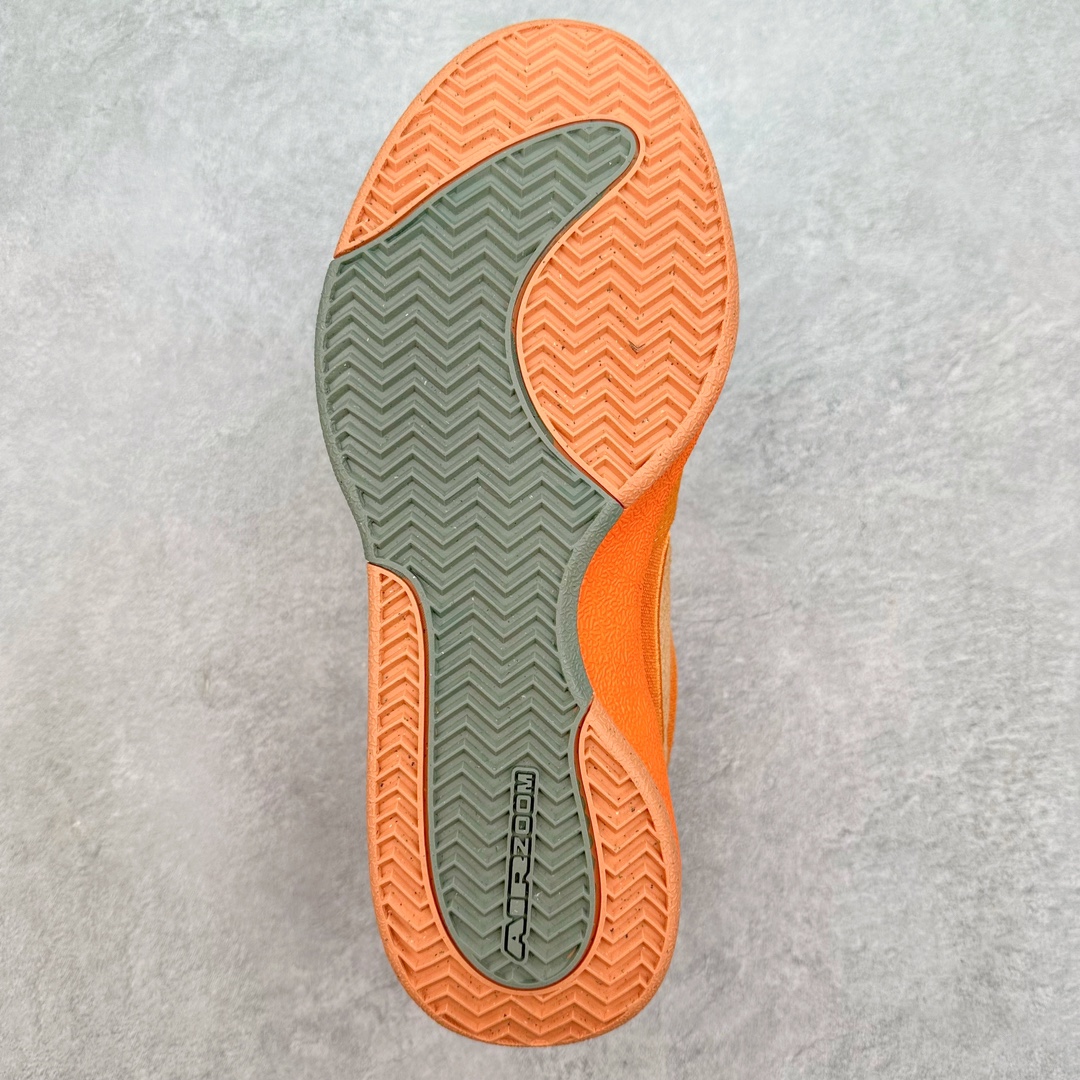 图片[9]-＃Z版纯原福利 NK Book 1 Devin Booker 德文·布克一代男子实战篮球鞋 橙色 FJ4249-800 全套原纸板楦头开发 确保原汁原味 完美呈现版型 鞋身流线型 原厂高强度抗扭定型港宝 小蛮腰后跟 高弹超临界发泡材质大底 贝利原厂皮料加持 内置高强度抗扭片(强度高于碳纤)给予鞋身足够抗扭矩力 实战利器 鞋身➕鞋头增配高频补强层 提升鞋头以及脚踝支撑性 尺码：40 40.5 41 42 42.5 43 44 44.5 45 46-选品中心