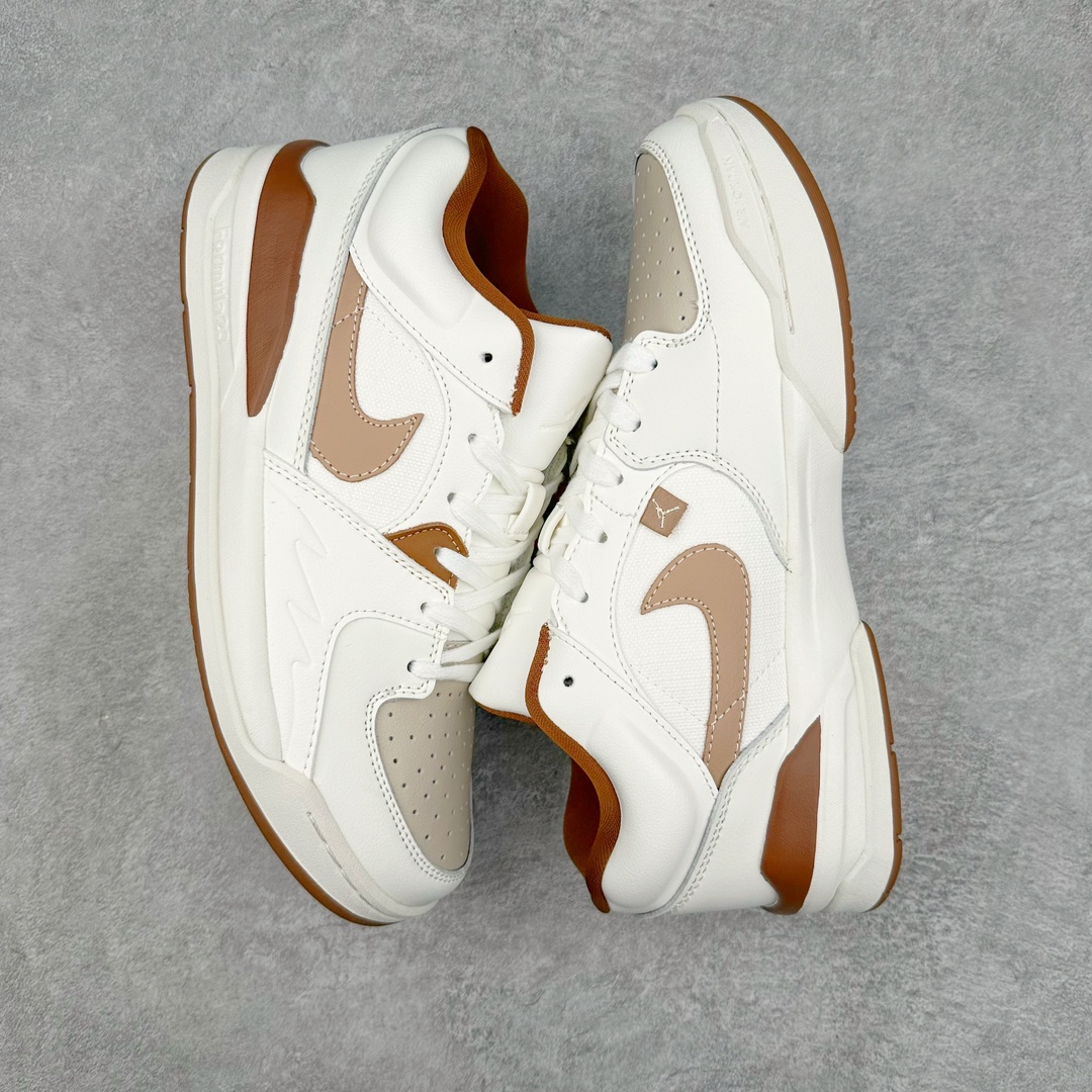 图片[3]-＃纯原 Air Jordan Stadium AJ90 潮流运动板鞋 HF5762-121 充满了对TinkerHathield 原创设计的致敬 包括中足网状面板、前足外侧的鲨鱼齿轮廓、加垫鞋领和 NK Air 鞋跟品牌 鞋子本身采用网眼、皮革和绒面革材料混合制成 散发出现代美感 并配备了该品牌全新的 Formula 23 足底缓震技术 AirJordan Stadium 90 鞋舌标签在鞋舌内侧印有“Flight”字样 完善了设计 尺码：36 36.5 37.5 38 38.5 39 40 40.5 41 42 42.5 43 44 44.5 45 46-选品中心