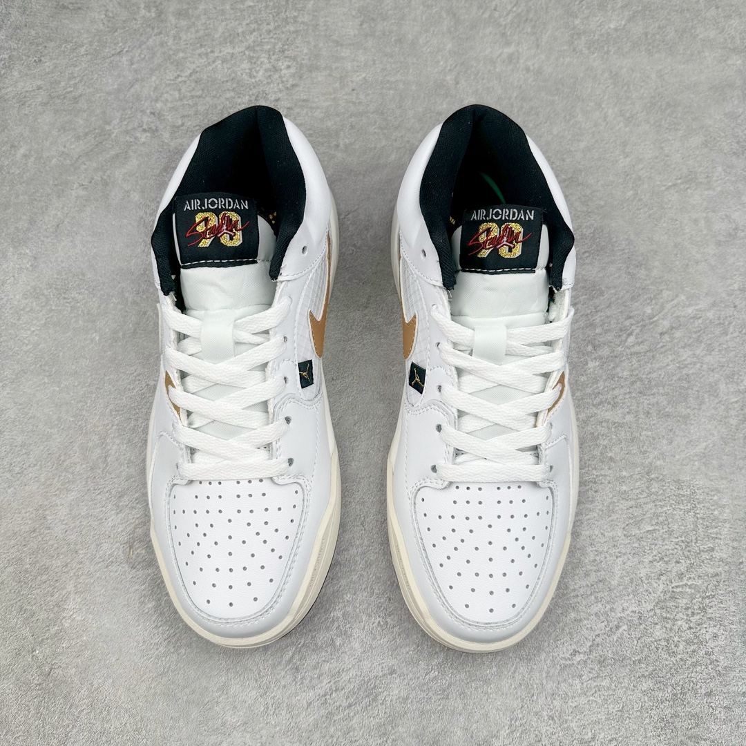 图片[2]-＃纯原 Air Jordan Stadium AJ90 潮流运动板鞋 DX4397-170 充满了对TinkerHathield 原创设计的致敬 包括中足网状面板、前足外侧的鲨鱼齿轮廓、加垫鞋领和 NK Air 鞋跟品牌 鞋子本身采用网眼、皮革和绒面革材料混合制成 散发出现代美感 并配备了该品牌全新的 Formula 23 足底缓震技术 AirJordan Stadium 90 鞋舌标签在鞋舌内侧印有“Flight”字样 完善了设计 尺码：36 36.5 37.5 38 38.5 39 40 40.5 41 42 42.5 43 44 44.5 45 46-选品中心