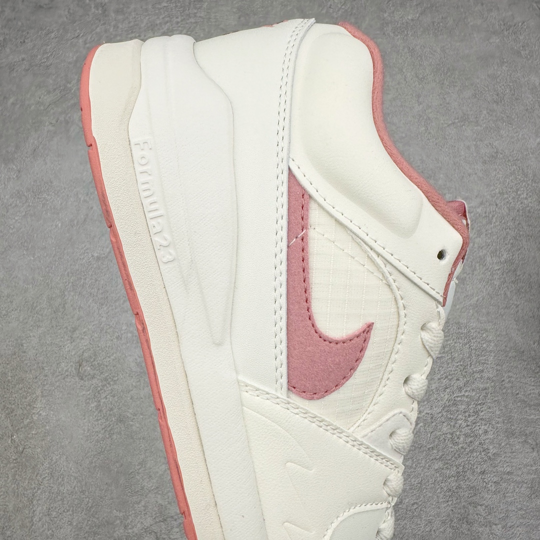 图片[6]-＃纯原 Air Jordan Stadium AJ90 潮流运动板鞋 FB2269-106 充满了对TinkerHathield 原创设计的致敬 包括中足网状面板、前足外侧的鲨鱼齿轮廓、加垫鞋领和 NK Air 鞋跟品牌 鞋子本身采用网眼、皮革和绒面革材料混合制成 散发出现代美感 并配备了该品牌全新的 Formula 23 足底缓震技术 AirJordan Stadium 90 鞋舌标签在鞋舌内侧印有“Flight”字样 完善了设计 尺码：36 36.5 37.5 38 38.5 39 40 40.5 41 42 42.5 43 44 44.5 45 46-选品中心