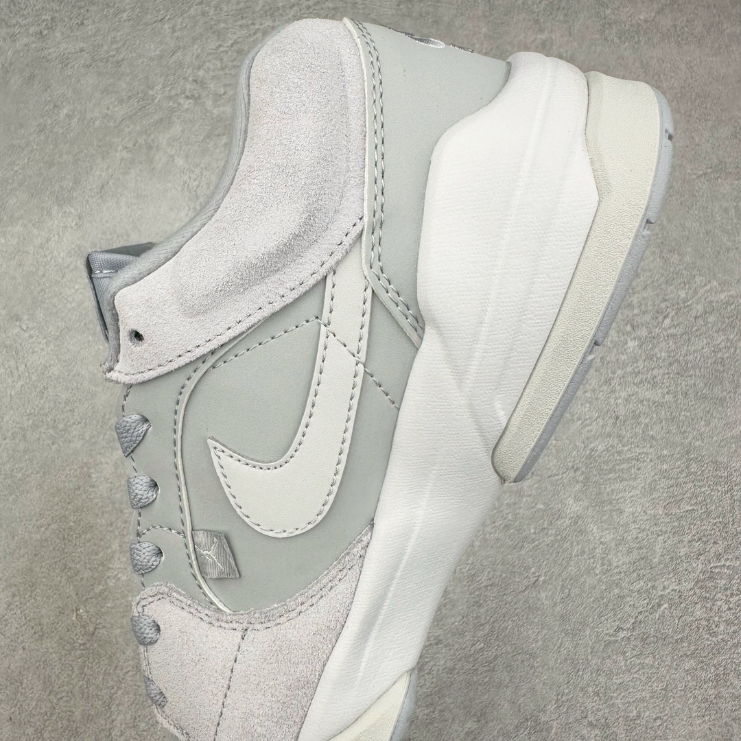 图片[7]-＃纯原 Air Jordan Stadium AJ90 潮流运动板鞋 FV8116-141 充满了对TinkerHathield 原创设计的致敬 包括中足网状面板、前足外侧的鲨鱼齿轮廓、加垫鞋领和 NK Air 鞋跟品牌 鞋子本身采用网眼、皮革和绒面革材料混合制成 散发出现代美感 并配备了该品牌全新的 Formula 23 足底缓震技术 AirJordan Stadium 90 鞋舌标签在鞋舌内侧印有“Flight”字样 完善了设计 尺码：36 36.5 37.5 38 38.5 39 40 40.5 41 42 42.5 43 44 44.5 45 46-选品中心