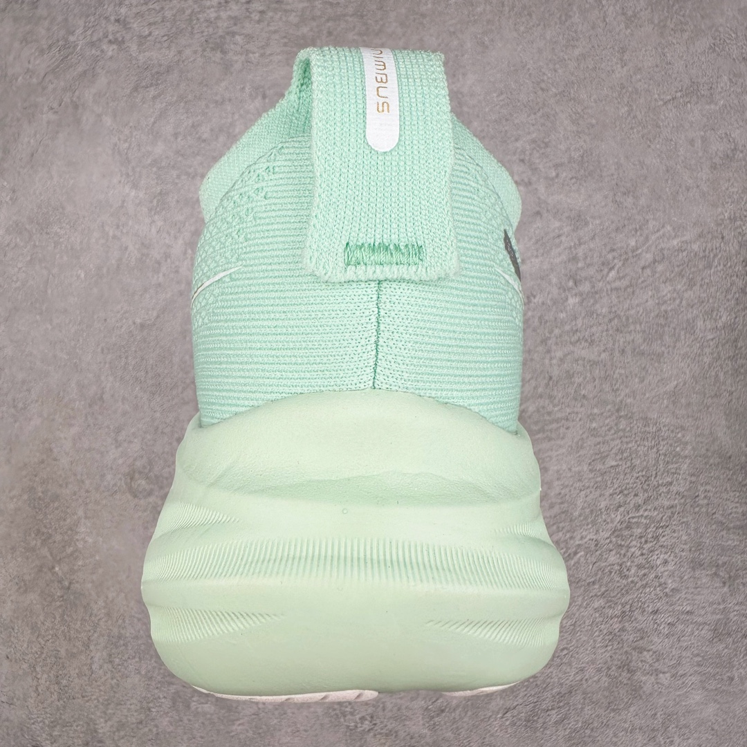 图片[8]-Asics GEL-Nimbus 26 亚瑟士缓震跑鞋 近年复古风潮的势头很旺 ASICS一直坚信保持身体的健康与活力是打造健康快乐的生活方式的最佳途径 ASICS为复古鞋型注入新设计 为玩家的街头穿搭提供了更多可能 GEL-NIMBUSTM9运动鞋最初是为中立和仰卧跑步者设计的长距离训练器 采用原始材料和关键细节重新设计 其Y2K时代的工业外观也被大胆的对比和色块所抵消 尺码：36 36.5 37.5 38 38.5 39 40 40.5 41.5 42 42.5 43.5 44 44.5 45-选品中心