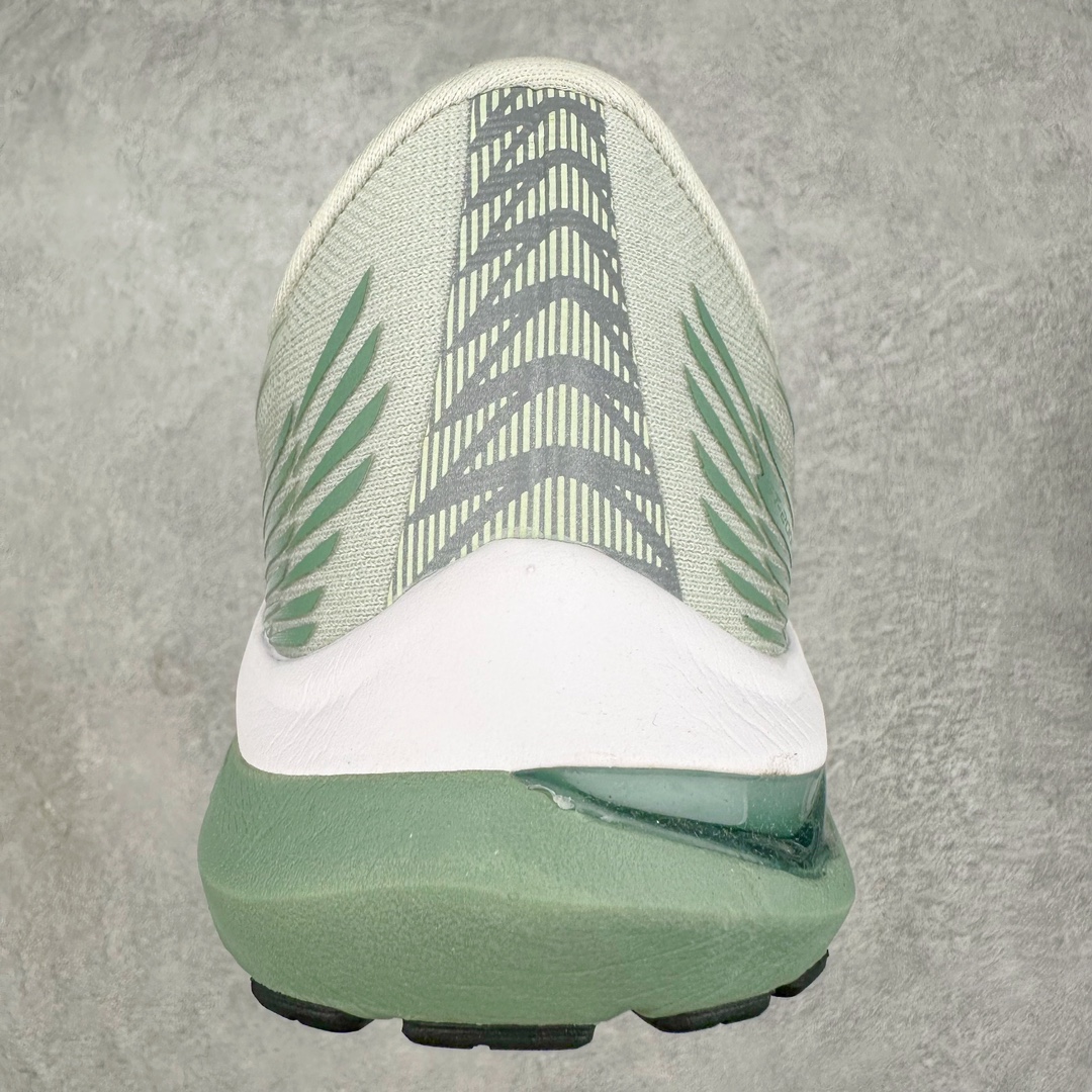 图片[8]-Asics GT-2000 12 亚瑟士运动休闲透气专业跑鞋 第九版GT-2000™采用更新的一体式鞋面 提供更好的贴合性 将您的脚掌固定在适当的位置 结构轻巧 柔软舒适 关键区域的材料得到加强 以在整个步态周期的每个阶段增加支撑 从而提高起飞效率 此外 一层ORTHOLITE™泡棉提高了舒适度 鞋垫更贴合脚型 尺码：36 36.5 37.5 38 38.5 39 40 40.5 41 42 42.5 43 44 44.5 45 46.5-选品中心