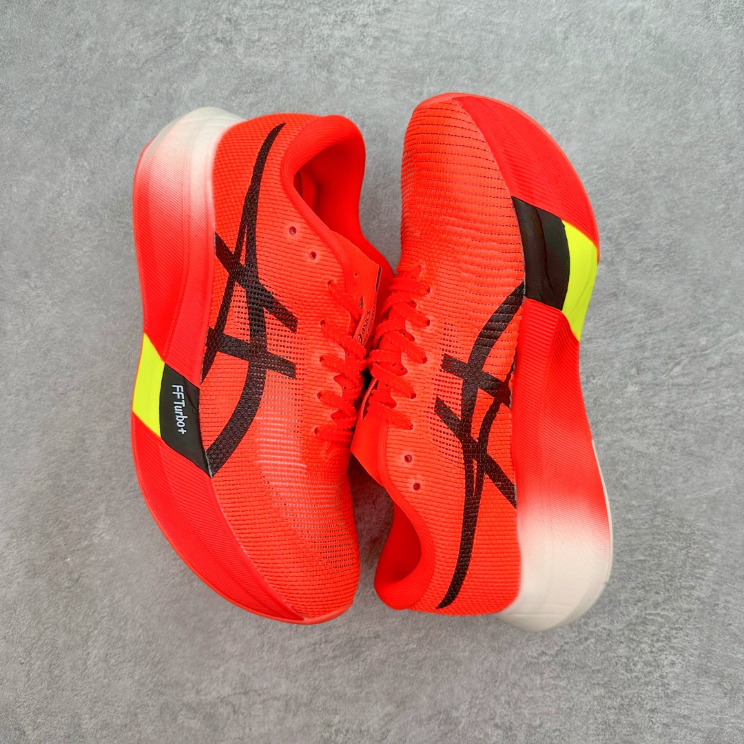 图片[3]-Asics Metaspeed Sky 亚瑟士全面进化版竞速马拉松系列低帮轻量透气缓震休闲运动跑步鞋 这款Magic Speed跑鞋使用了亚瑟士的多项跑鞋科技，中底为2020年才出现在大众视野的FF Blast，这款中底为EVA和OBC混合发泡而来，相比之前的Flytefoam中底，这款材料在缓震和回弹性能上的表现更好，更加软弹。在中底前掌位置内嵌了不对称的碳板结构，这个碳板不是为了推进的目的，而是让前掌不要形变，维持前掌弧度，保证GuideSole科技在跑步过程中发挥作用。尺码：36 36.5 37.5 38 38.5 39 40 40.5 41 42 42.5 43 44 44.5 45-选品中心