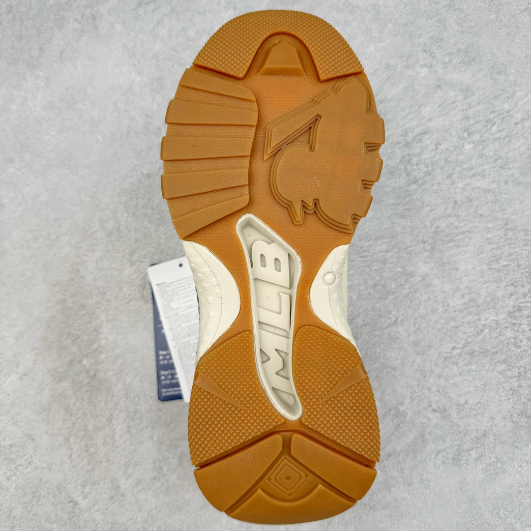 图片[9]-＃DT纯原 MLB Big Ball Chunky 复古印花老爹鞋系列低帮轻量增高厚底百搭休闲运动慢跑鞋 Korea韩国联名NY美国榄球纽约洋基队限定 目前可过轻松秒过各类鉴定 能操作的私聊 韩国代购专供 左脚内置NFC感应 区别市面贴纸假芯片 MLB专用菱形双针中底布 重点细节中底布带注胶孔 原厂NFC感应吊牌 支持鉴定 一个两位数 原盒原标 全套原楦原纸板原厂数据开发 中韩文保养标贴 绿色防霉片 平台代购专供 独家一比一RB+MD组合大底 高频后跟小人Logo精准对位立体饱满 正确网布加超迁鞋面 转印中底走线紧密 转印Logo工艺表层防刮不掉色 尺码：35 36 36.5 37.5 38 38.5 39 40 40.5 41 42 42.5 43 44 44.5 45-选品中心