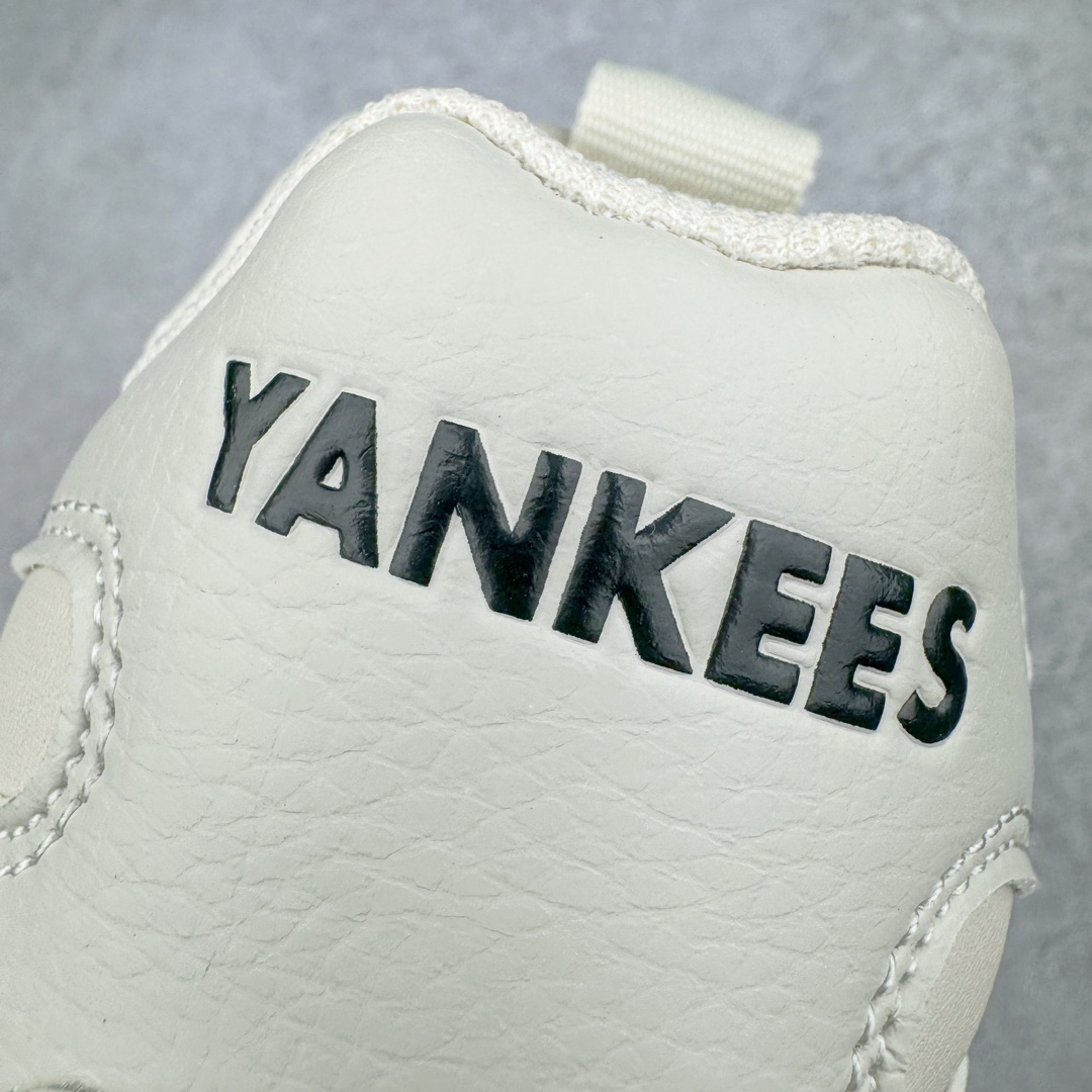 图片[12]-＃DT纯原 MLB Big Ball Chunky 复古印花老爹鞋系列低帮轻量增高厚底百搭休闲运动慢跑鞋 Korea韩国联名NY美国榄球纽约洋基队限定 目前可过轻松秒过各类鉴定 能操作的私聊 韩国代购专供 左脚内置NFC感应 区别市面贴纸假芯片 MLB专用菱形双针中底布 重点细节中底布带注胶孔 原厂NFC感应吊牌 支持鉴定 一个两位数 原盒原标 全套原楦原纸板原厂数据开发 中韩文保养标贴 绿色防霉片 平台代购专供 独家一比一RB+MD组合大底 高频后跟小人Logo精准对位立体饱满 正确网布加超迁鞋面 转印中底走线紧密 转印Logo工艺表层防刮不掉色 尺码：35 36 36.5 37.5 38 38.5 39 40 40.5 41 42 42.5 43 44 44.5 45-选品中心