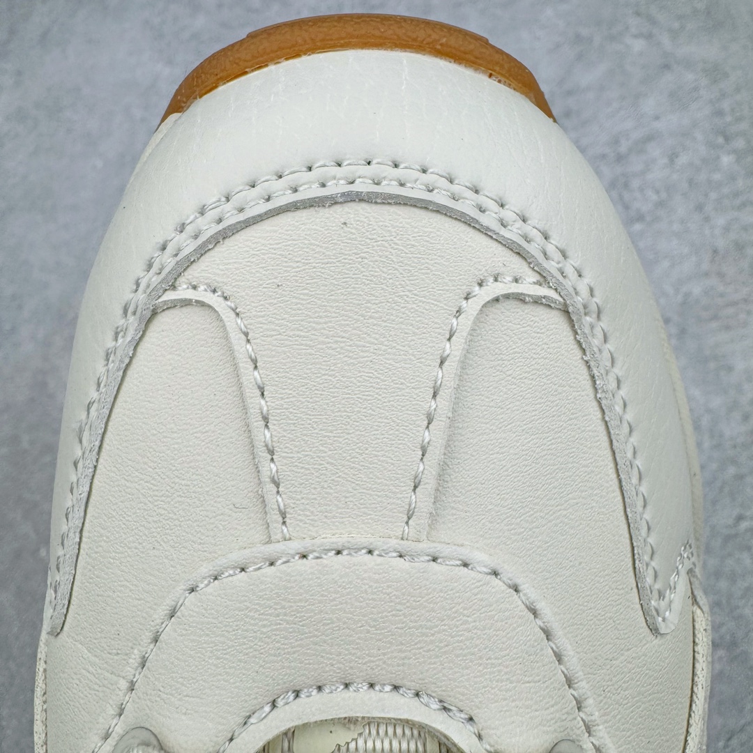 图片[11]-＃DT纯原 MLB Big Ball Chunky 复古印花老爹鞋系列低帮轻量增高厚底百搭休闲运动慢跑鞋 Korea韩国联名NY美国榄球纽约洋基队限定 目前可过轻松秒过各类鉴定 能操作的私聊 韩国代购专供 左脚内置NFC感应 区别市面贴纸假芯片 MLB专用菱形双针中底布 重点细节中底布带注胶孔 原厂NFC感应吊牌 支持鉴定 一个两位数 原盒原标 全套原楦原纸板原厂数据开发 中韩文保养标贴 绿色防霉片 平台代购专供 独家一比一RB+MD组合大底 高频后跟小人Logo精准对位立体饱满 正确网布加超迁鞋面 转印中底走线紧密 转印Logo工艺表层防刮不掉色 尺码：35 36 36.5 37.5 38 38.5 39 40 40.5 41 42 42.5 43 44 44.5 45-选品中心