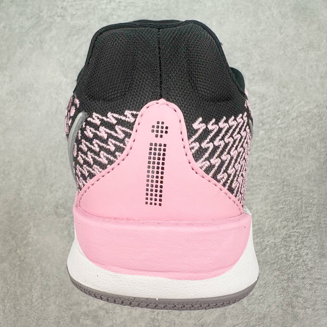 图片[8]-NK Sabrina 1 \’lonic\’ 萨布丽娜一代签名减震防滑低帮篮球鞋 FQ2174-012 灵感来自 lonescu 的罗马尼亚传统 在前掌和鞋眼处采用特殊图案 向传统的罗马尼亚艺术和建筑致敬 它配备了全掌 NK React 缓震系统 并在前脚掌处配备了 Zoom Air 气垫 大胆的任何人任何地方 信息嵌入中底 象征着 lonescu的竞争精神以及她相信梦想家可以来自任何地方 该鞋还包括带锁定中足束带系统 以帮助固定脚部 Sabrina 1 的这款产品采用光子粉尘、无烟煤色、紫红色梦幻、浅烟灰色和浅骨色配色方案 尺码：40 40.5 41 42 42.5 43 44 44.5 45 46-选品中心