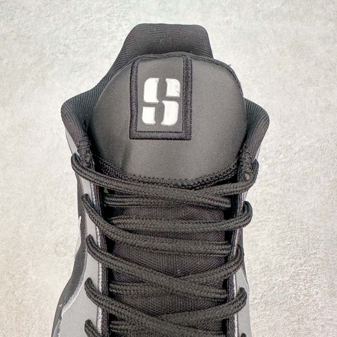 图片[5]-NK Sabrina 1 \’lonic\’ 萨布丽娜一代签名减震防滑低帮篮球鞋 FQ2174-001 灵感来自 lonescu 的罗马尼亚传统 在前掌和鞋眼处采用特殊图案 向传统的罗马尼亚艺术和建筑致敬 它配备了全掌 NK React 缓震系统 并在前脚掌处配备了 Zoom Air 气垫 大胆的任何人任何地方 信息嵌入中底 象征着 lonescu的竞争精神以及她相信梦想家可以来自任何地方 该鞋还包括带锁定中足束带系统 以帮助固定脚部 Sabrina 1 的这款产品采用光子粉尘、无烟煤色、紫红色梦幻、浅烟灰色和浅骨色配色方案 尺码：40 40.5 41 42 42.5 43 44 44.5 45 46-选品中心