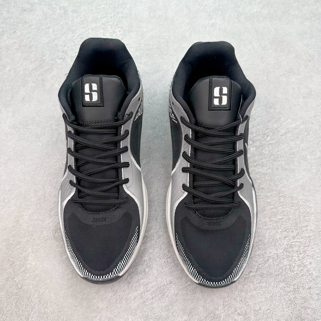 图片[2]-NK Sabrina 1 \’lonic\’ 萨布丽娜一代签名减震防滑低帮篮球鞋 FQ2174-020 灵感来自 lonescu 的罗马尼亚传统 在前掌和鞋眼处采用特殊图案 向传统的罗马尼亚艺术和建筑致敬 它配备了全掌 NK React 缓震系统 并在前脚掌处配备了 Zoom Air 气垫 大胆的任何人任何地方 信息嵌入中底 象征着 lonescu的竞争精神以及她相信梦想家可以来自任何地方 该鞋还包括带锁定中足束带系统 以帮助固定脚部 Sabrina 1 的这款产品采用光子粉尘、无烟煤色、紫红色梦幻、浅烟灰色和浅骨色配色方案 尺码：40 40.5 41 42 42.5 43 44 44.5 45 46-选品中心