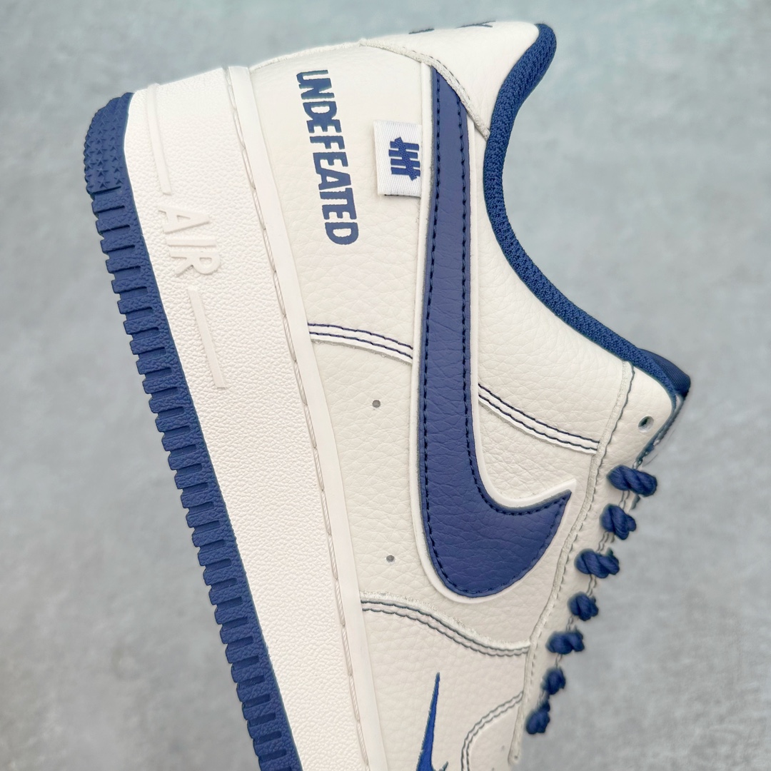 图片[6]-NK Air Force 1´07 Low 空军一号低帮百搭休闲运动板鞋 UT2023-205 柔软、弹性十足的缓震性能和出色的中底设计 横跨复古与现代的外型结合 造就出风靡全球 三十多年的Force 1 直到今天还深受青睐 尺码：36 36.5 37.5 38 38.5 39 40 40.5 41 42 42.5 43 44 44.5 45-选品中心