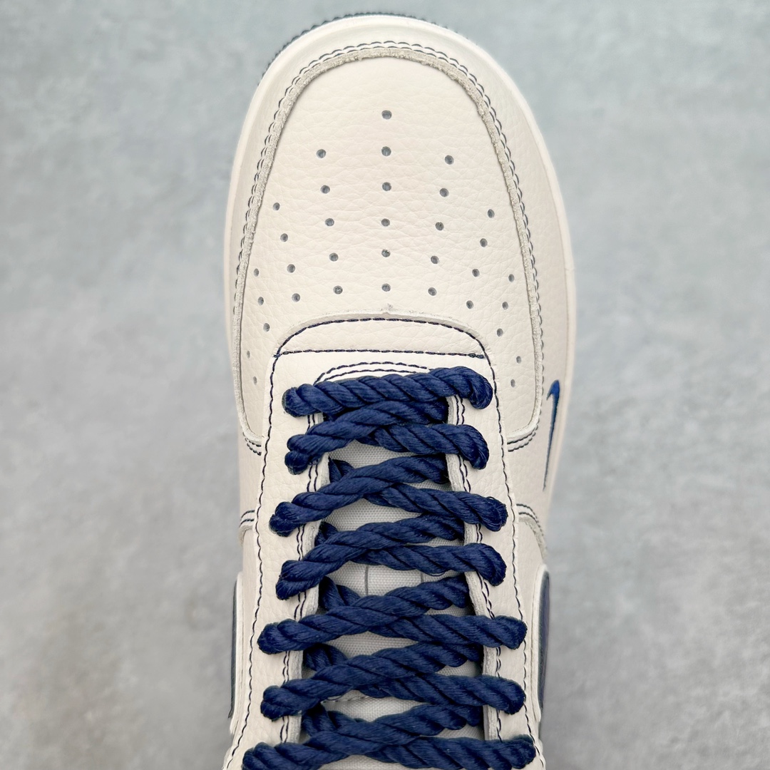 图片[4]-NK Air Force 1´07 Low 空军一号低帮百搭休闲运动板鞋 UT2023-205 柔软、弹性十足的缓震性能和出色的中底设计 横跨复古与现代的外型结合 造就出风靡全球 三十多年的Force 1 直到今天还深受青睐 尺码：36 36.5 37.5 38 38.5 39 40 40.5 41 42 42.5 43 44 44.5 45-选品中心