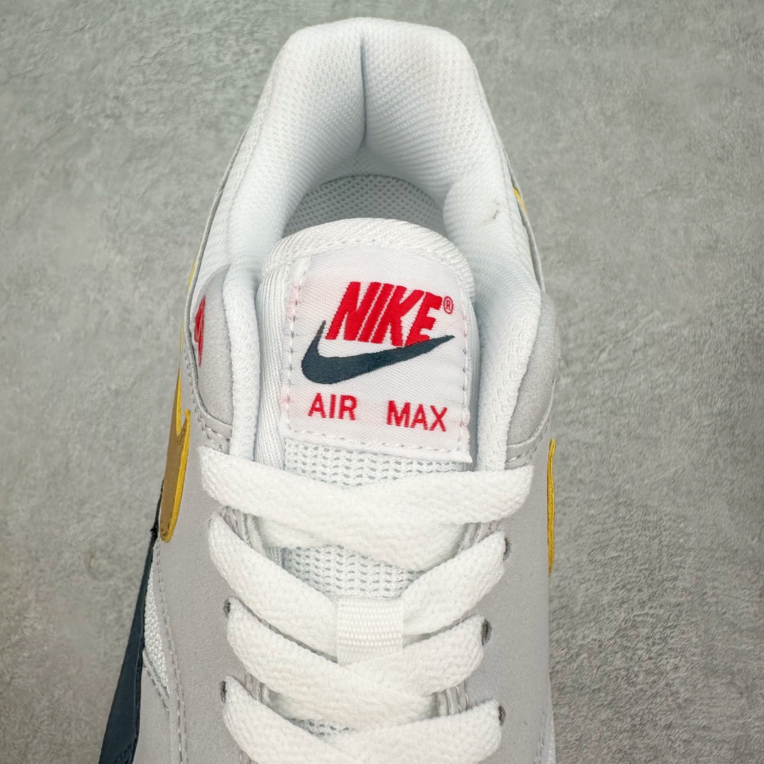 图片[5]-NK Air Max 1 初代复古气垫慢跑鞋 HM9604-400 由Tinker Hatfeld和Mark Parker在1987年设计 灵感来自于巴黎蓬皮杜中心 在参观了蓬皮杜中心之后提出了Air Max的标志性开窗可视气垫的理念 并将其实际开发成功 是NK史上第一双可视气垫跑鞋 凭借着Air Max气垫带来的舒适脚感和鞋面面料上的不断精进才使得Air Max 1在现如今都是复古慢跑鞋的首选 深厚的历史渊源 独特的流线形设计 极为复古的外观使得它深受鞋迷的喜爱 尺码：36 36.5 37.5 38 38.5 39 40 40.5 41 42 42.5 43 44 44.5 45 46 47.5-选品中心