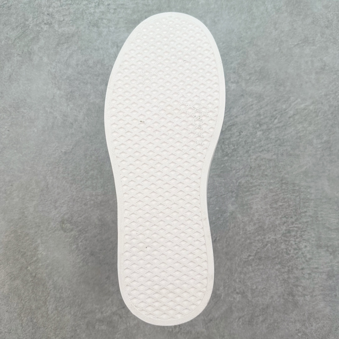 图片[9]-Ecco爱步2024四季爆款男鞋 柔酷7号系列 简单耐看清爽版型 男士百搭休闲板鞋 黄景瑜同款 官网一比一复刻 纯手工打造 质感妥妥的 ！鞋面采用进口小牛皮+透气头层猪皮里，鞋底采用高端顶级TPR环保科技材料 磨具贴合鞋底给你不一样的缓力性能 特点 舒适 增强运动性 高端大气时尚不失稳重 值得推荐！尺码：38 39 40 41 42 43 44（皮鞋码）-选品中心