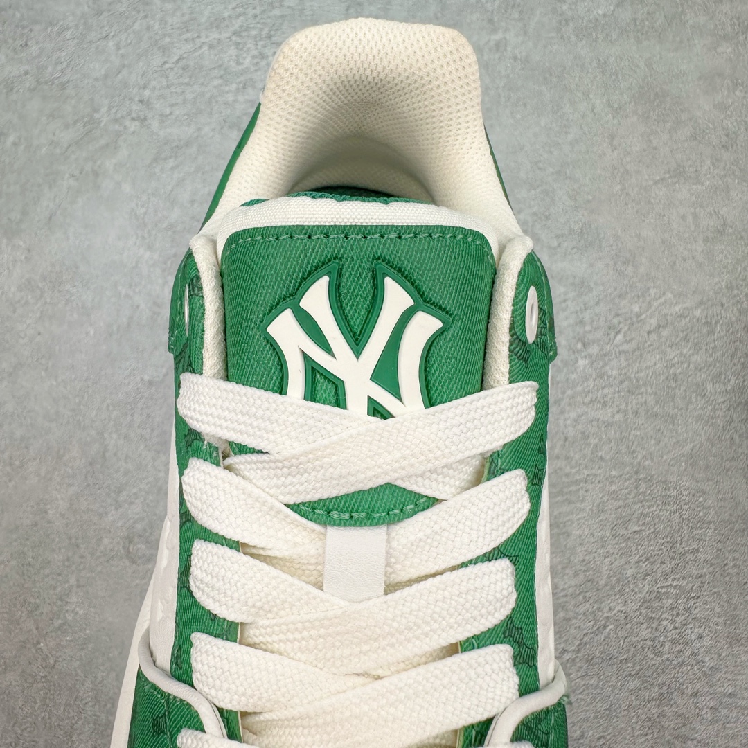 图片[5]-＃DT纯原 MLB Chunky Liner Basic 复古印花学长鞋系列低帮轻量增高厚底百搭休闲运动慢跑鞋板鞋 Korea韩国联名NY美国榄球纽约洋基队限定 目前可过轻松秒过各类鉴定 能操作的私聊 韩国代购专供 左脚内置NFC感应 区别市面贴纸假芯片 MLB专用菱形双针中底布 重点细节中底布带注胶孔 原厂NFC感应吊牌 支持鉴定 一个两位数 原盒原标 全套原楦原纸板原厂数据开发 中韩文保养标贴 绿色防霉片 平台代购专供 独家一比一RB+MD组合大底 高频后跟小人Logo精准对位立体饱满 正确网布加超迁鞋面 转印中底走线紧密 转印Logo工艺表层防刮不掉色 尺码：35 36 36.5 37.5 38 38.5 39 40 40.5 41 42 42.5 43 44 44.5 45-选品中心