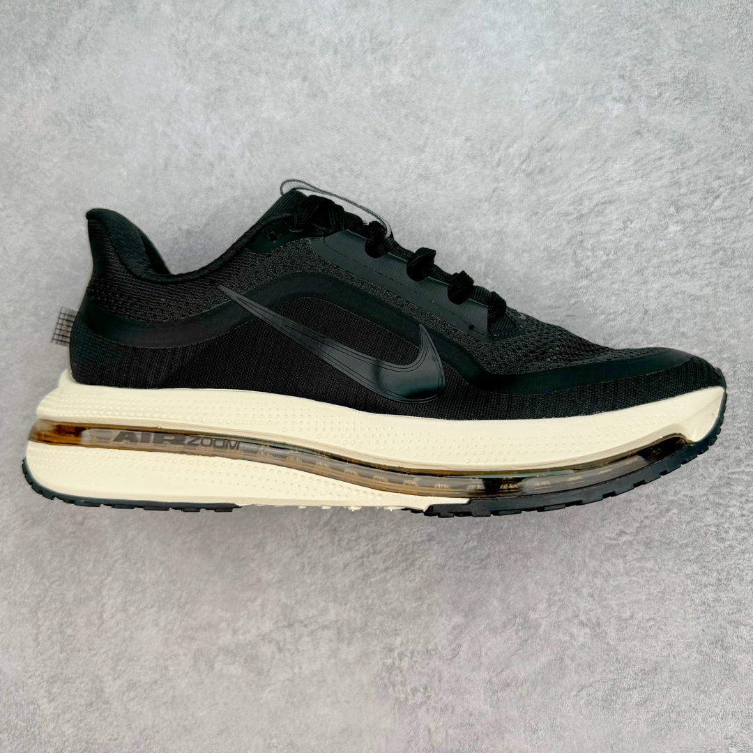 ＃特价福利 NK Pegasus Premium 飞马全掌气垫跑步运动鞋 气垫的究极进化 NIKE2025新王炸 • 在特有Air科技加持下，耐克带来全新Pegasus Premium。这款跑鞋在传承耐克飞马（Pegasus）系列标志性的缓震功能的同时，将首次搭载耐克的塑型可视化Air Zoom气垫单元。• 塑型Air Zoom气垫单元贴合脚部的自然轮廓，帮助跑者在从后跟到脚趾的过渡中能够有效传递力量，带来一种前所未有的轻盈、顺畅回馈体验。中底采用ZoomX泡绵，后跟则使用ReactX泡绵，为跑者提供稳定流畅的推进感。• 塑型可视化Air Zoom气垫单元和精心配置的泡绵组合，让Pegasus Premium成为耐克飞马系列中颇具能量回馈的鞋款。• 全新Pegasus Premium不仅展示了耐克势头强劲的创新周期，证明了其特有的Air科技的强大实力，更体现了耐克倾听和服务运动员的能力。尺码：36 37.5 38 39 40 41 42 43 44 45-选品中心