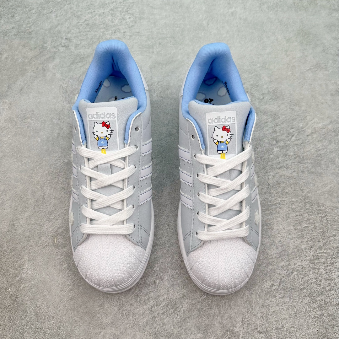 图片[2]-AD Originals Superstar 经典复古贝壳头板鞋 IF7021 诞生于1969年 是第一双将全皮面鞋 身与橡胶鞋头结合在一起的低帮篮球鞋 Superstar最开始 是作为高帮篮球鞋Pro Model的低帮版本而出现的 但因为其独特和醒目的橡胶鞋头造型而让大家熟知 被大家形象地称为\\\”shelltoe\\\”贝壳头 在70年代的美国职业篮球场上 接近3/4的NBA球员都将这双Superstar作为场上用鞋 80年代之后 经过不断的改良和发展 Superstar逐渐成为横跨时装、音乐、街头文化、休闲和运动等各大领域的时尚潮鞋 尺码：36 36.5 37 38 38.5 39 40 40.5 41 42 42.5 43 44 44.5 45-选品中心