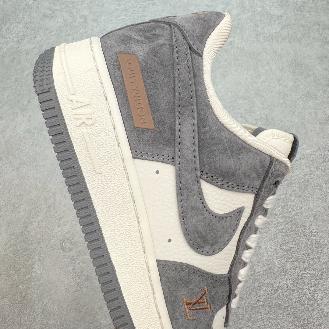 图片[6]-NK Air Force 1´07 Low 空军一号低帮百搭休闲运动板鞋 HD1968-011 柔软、弹性十足的缓震性能和出色的中底设计 横跨复古与现代的外型结合 造就出风靡全球 三十多年的Force 1 直到今天还深受青睐 尺码：36 36.5 37.5 38 38.5 39 40 40.5 41 42 42.5 43 44 44.5 45-选品中心