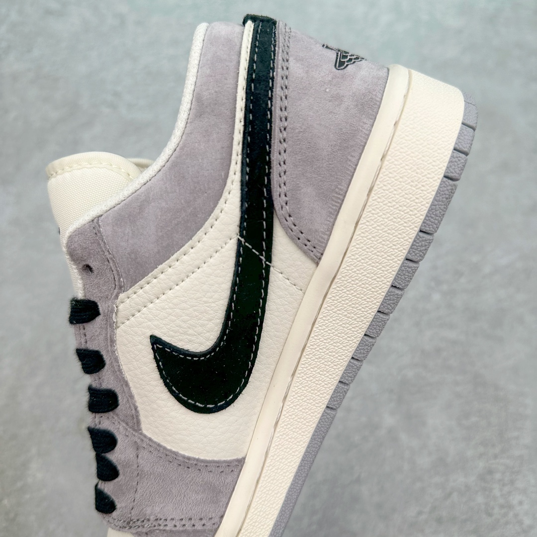 图片[7]-Air Jordan AJ1 Low 低帮系列定制配色 SJ9950-015 原厂内置气垫魔块 A模大底 头层小牛皮 鞋舌AJ原厂专用牛津布+AJ专用反口珍珠布+原厂无杂质高弹内里海棉+特殊封边弹力鞋带 尺码：36 36.5 37.5 38 38.5 39 40 40.5 41 42 42.5 43 44 44.5 45 46-选品中心