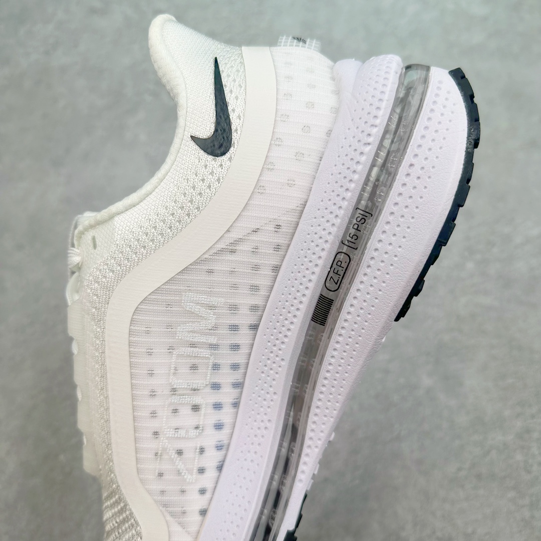 图片[7]-＃特价福利 NK Pegasus Premium 飞马全掌气垫跑步运动鞋 气垫的究极进化 NIKE2025新王炸 • 在特有Air科技加持下，耐克带来全新Pegasus Premium。这款跑鞋在传承耐克飞马（Pegasus）系列标志性的缓震功能的同时，将首次搭载耐克的塑型可视化Air Zoom气垫单元。• 塑型Air Zoom气垫单元贴合脚部的自然轮廓，帮助跑者在从后跟到脚趾的过渡中能够有效传递力量，带来一种前所未有的轻盈、顺畅回馈体验。中底采用ZoomX泡绵，后跟则使用ReactX泡绵，为跑者提供稳定流畅的推进感。• 塑型可视化Air Zoom气垫单元和精心配置的泡绵组合，让Pegasus Premium成为耐克飞马系列中颇具能量回馈的鞋款。• 全新Pegasus Premium不仅展示了耐克势头强劲的创新周期，证明了其特有的Air科技的强大实力，更体现了耐克倾听和服务运动员的能力。尺码：36 37.5 38 39 40 41 42 43 44 45-选品中心