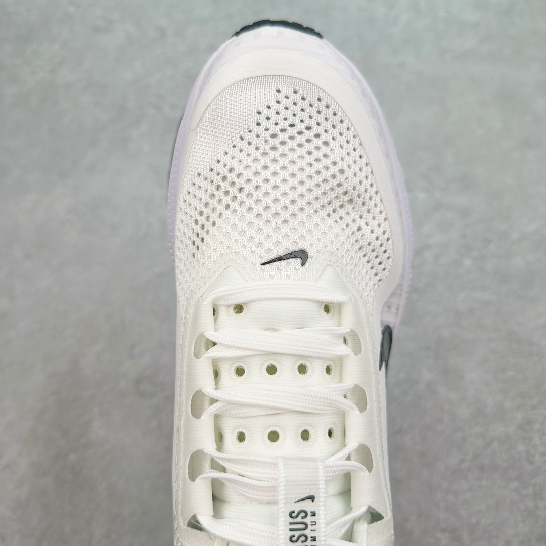 图片[4]-＃特价福利 NK Pegasus Premium 飞马全掌气垫跑步运动鞋 气垫的究极进化 NIKE2025新王炸 • 在特有Air科技加持下，耐克带来全新Pegasus Premium。这款跑鞋在传承耐克飞马（Pegasus）系列标志性的缓震功能的同时，将首次搭载耐克的塑型可视化Air Zoom气垫单元。• 塑型Air Zoom气垫单元贴合脚部的自然轮廓，帮助跑者在从后跟到脚趾的过渡中能够有效传递力量，带来一种前所未有的轻盈、顺畅回馈体验。中底采用ZoomX泡绵，后跟则使用ReactX泡绵，为跑者提供稳定流畅的推进感。• 塑型可视化Air Zoom气垫单元和精心配置的泡绵组合，让Pegasus Premium成为耐克飞马系列中颇具能量回馈的鞋款。• 全新Pegasus Premium不仅展示了耐克势头强劲的创新周期，证明了其特有的Air科技的强大实力，更体现了耐克倾听和服务运动员的能力。尺码：36 37.5 38 39 40 41 42 43 44 45-选品中心