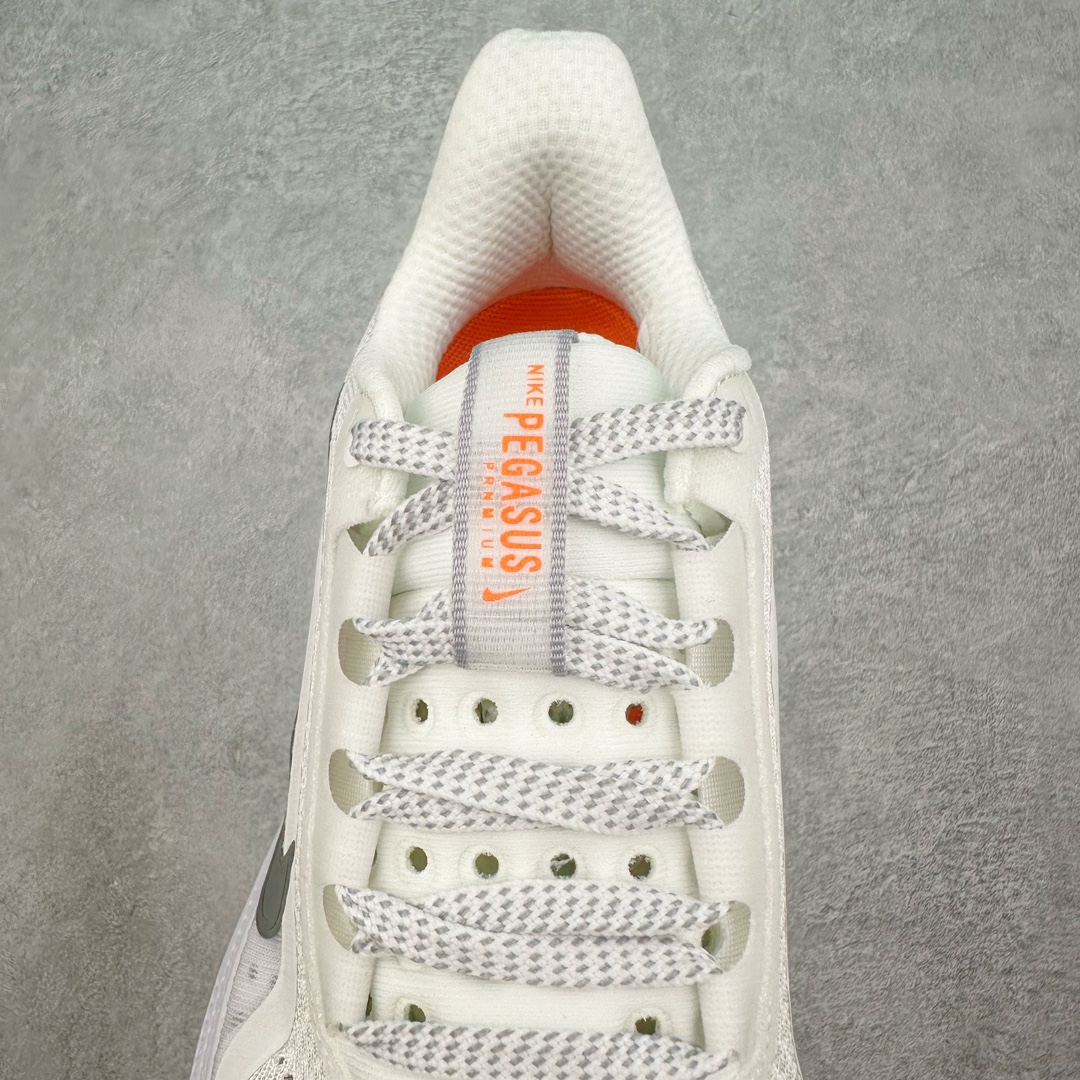 图片[5]-＃特价福利 NK Pegasus Premium 飞马全掌气垫跑步运动鞋 气垫的究极进化 NIKE2025新王炸 • 在特有Air科技加持下，耐克带来全新Pegasus Premium。这款跑鞋在传承耐克飞马（Pegasus）系列标志性的缓震功能的同时，将首次搭载耐克的塑型可视化Air Zoom气垫单元。• 塑型Air Zoom气垫单元贴合脚部的自然轮廓，帮助跑者在从后跟到脚趾的过渡中能够有效传递力量，带来一种前所未有的轻盈、顺畅回馈体验。中底采用ZoomX泡绵，后跟则使用ReactX泡绵，为跑者提供稳定流畅的推进感。• 塑型可视化Air Zoom气垫单元和精心配置的泡绵组合，让Pegasus Premium成为耐克飞马系列中颇具能量回馈的鞋款。• 全新Pegasus Premium不仅展示了耐克势头强劲的创新周期，证明了其特有的Air科技的强大实力，更体现了耐克倾听和服务运动员的能力。尺码：36 37.5 38 39 40 41 42 43 44 45-选品中心