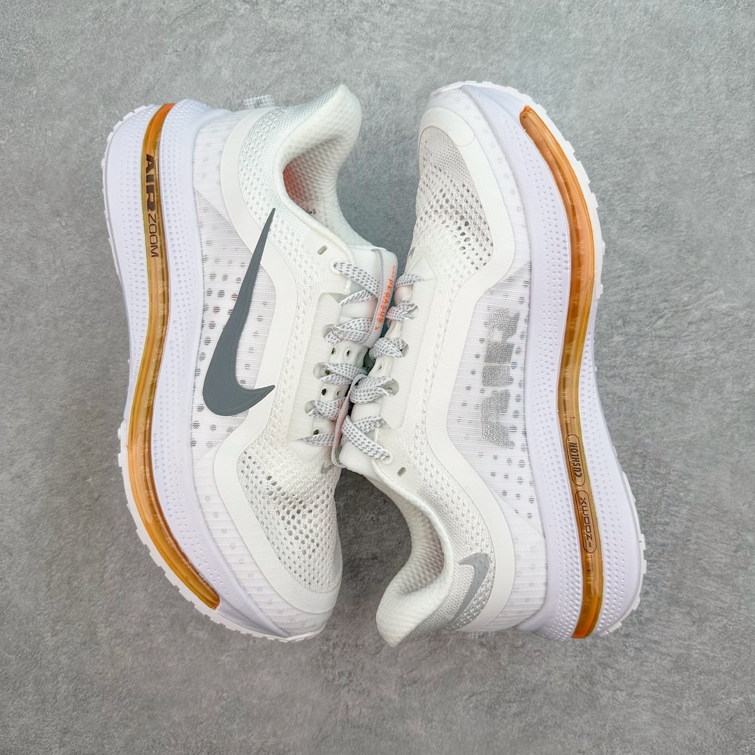 图片[3]-＃特价福利 NK Pegasus Premium 飞马全掌气垫跑步运动鞋 气垫的究极进化 NIKE2025新王炸 • 在特有Air科技加持下，耐克带来全新Pegasus Premium。这款跑鞋在传承耐克飞马（Pegasus）系列标志性的缓震功能的同时，将首次搭载耐克的塑型可视化Air Zoom气垫单元。• 塑型Air Zoom气垫单元贴合脚部的自然轮廓，帮助跑者在从后跟到脚趾的过渡中能够有效传递力量，带来一种前所未有的轻盈、顺畅回馈体验。中底采用ZoomX泡绵，后跟则使用ReactX泡绵，为跑者提供稳定流畅的推进感。• 塑型可视化Air Zoom气垫单元和精心配置的泡绵组合，让Pegasus Premium成为耐克飞马系列中颇具能量回馈的鞋款。• 全新Pegasus Premium不仅展示了耐克势头强劲的创新周期，证明了其特有的Air科技的强大实力，更体现了耐克倾听和服务运动员的能力。尺码：36 37.5 38 39 40 41 42 43 44 45-选品中心