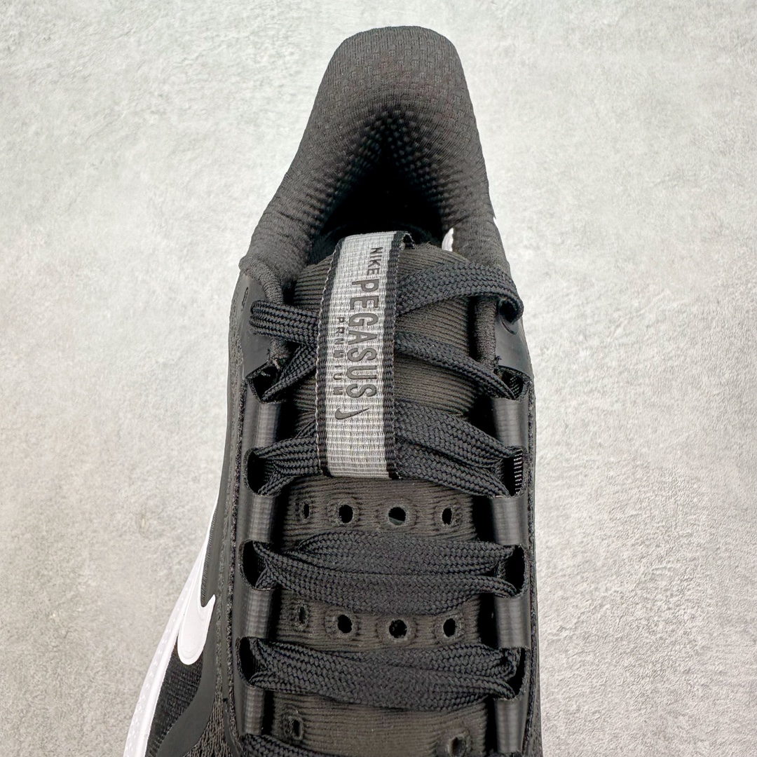 图片[5]-＃特价福利 NK Pegasus Premium 飞马全掌气垫跑步运动鞋 气垫的究极进化 NIKE2025新王炸 • 在特有Air科技加持下，耐克带来全新Pegasus Premium。这款跑鞋在传承耐克飞马（Pegasus）系列标志性的缓震功能的同时，将首次搭载耐克的塑型可视化Air Zoom气垫单元。• 塑型Air Zoom气垫单元贴合脚部的自然轮廓，帮助跑者在从后跟到脚趾的过渡中能够有效传递力量，带来一种前所未有的轻盈、顺畅回馈体验。中底采用ZoomX泡绵，后跟则使用ReactX泡绵，为跑者提供稳定流畅的推进感。• 塑型可视化Air Zoom气垫单元和精心配置的泡绵组合，让Pegasus Premium成为耐克飞马系列中颇具能量回馈的鞋款。• 全新Pegasus Premium不仅展示了耐克势头强劲的创新周期，证明了其特有的Air科技的强大实力，更体现了耐克倾听和服务运动员的能力。尺码：36 37.5 38 39 40 41 42 43 44 45-选品中心